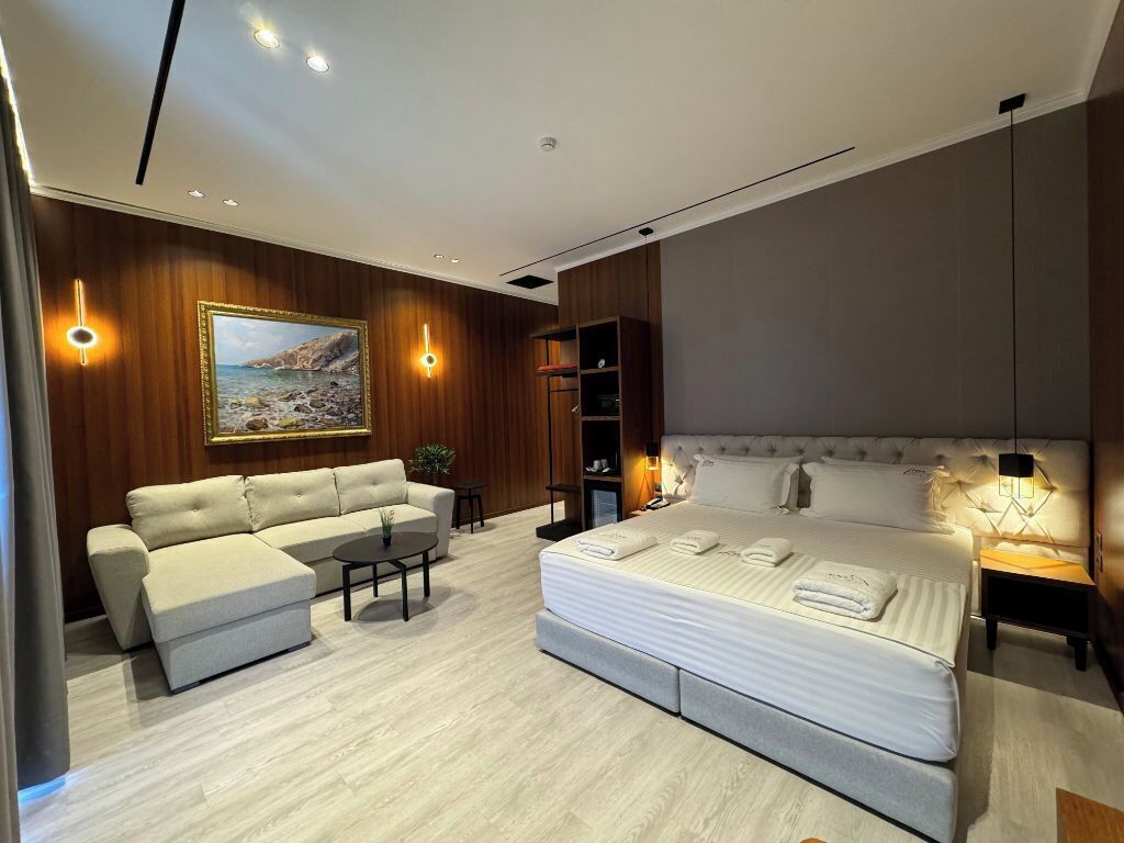 Area Hotel