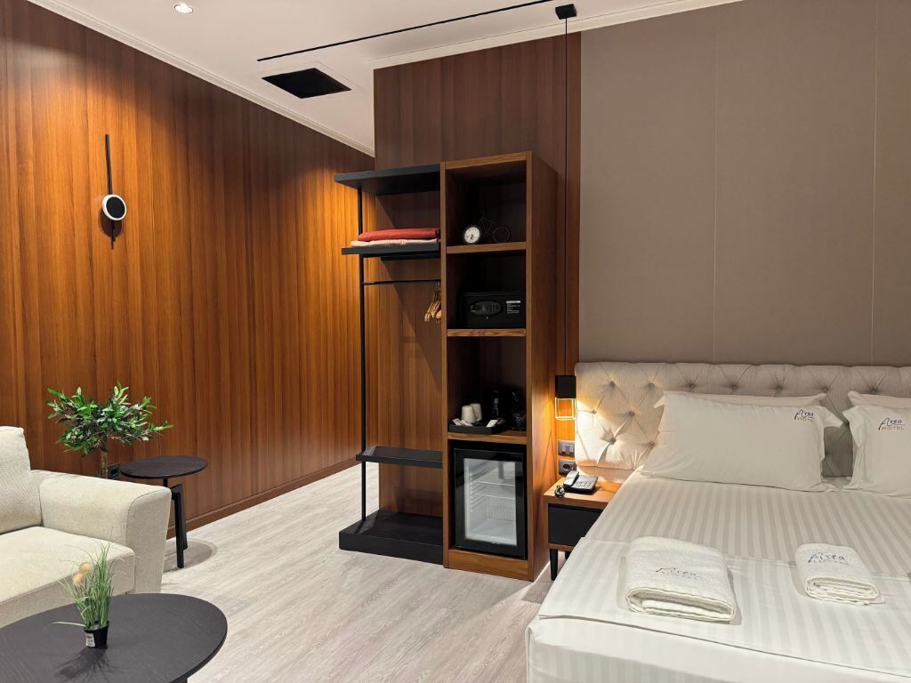 Area Hotel