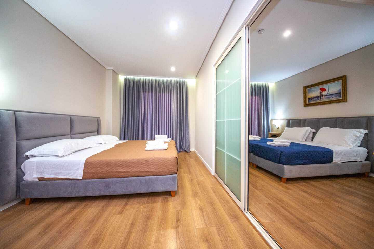 Class Hotel