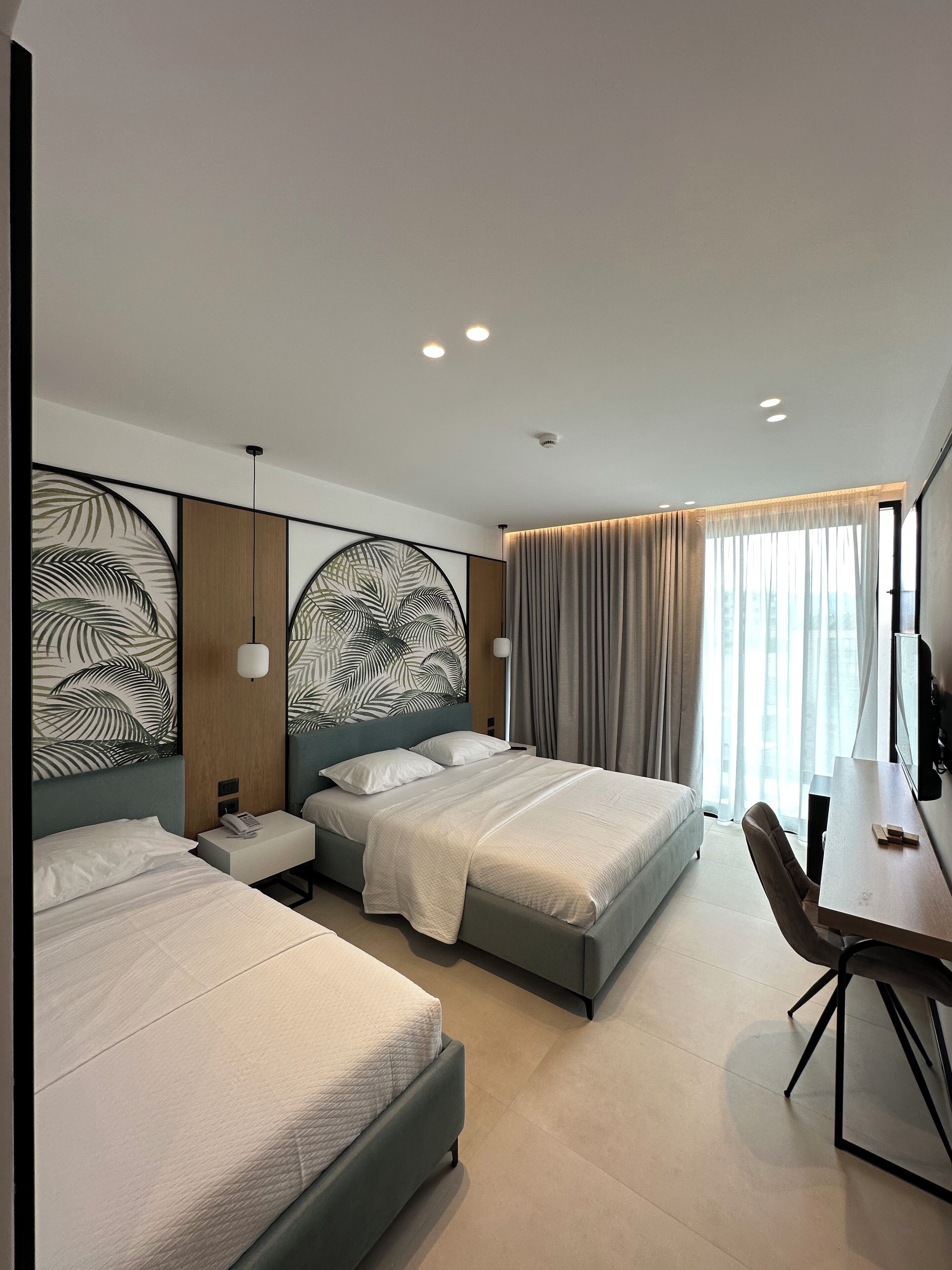 Colosseum Hotel