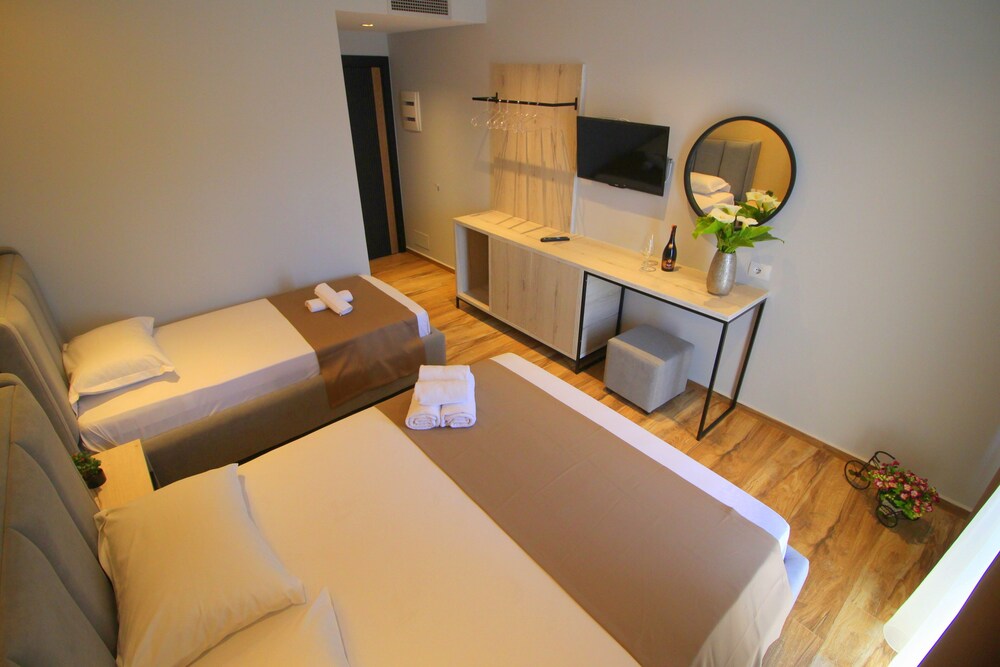 Hotel Citrus