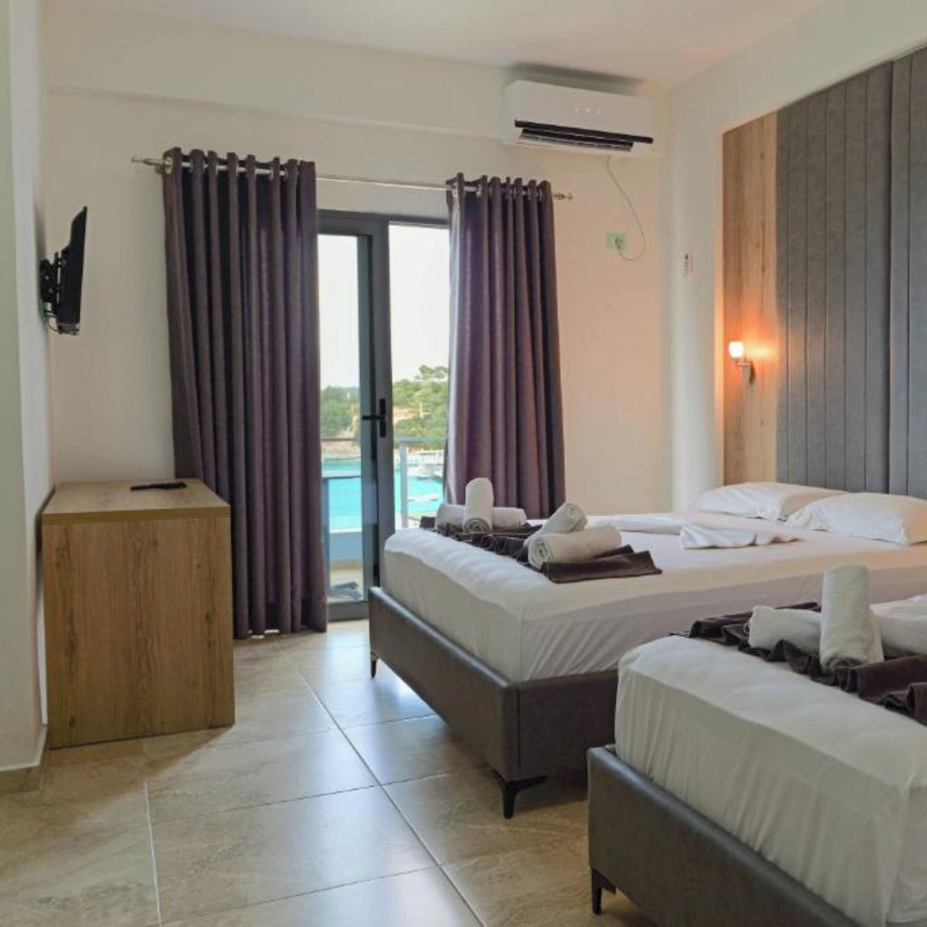Hotel Esmerald Ksamil