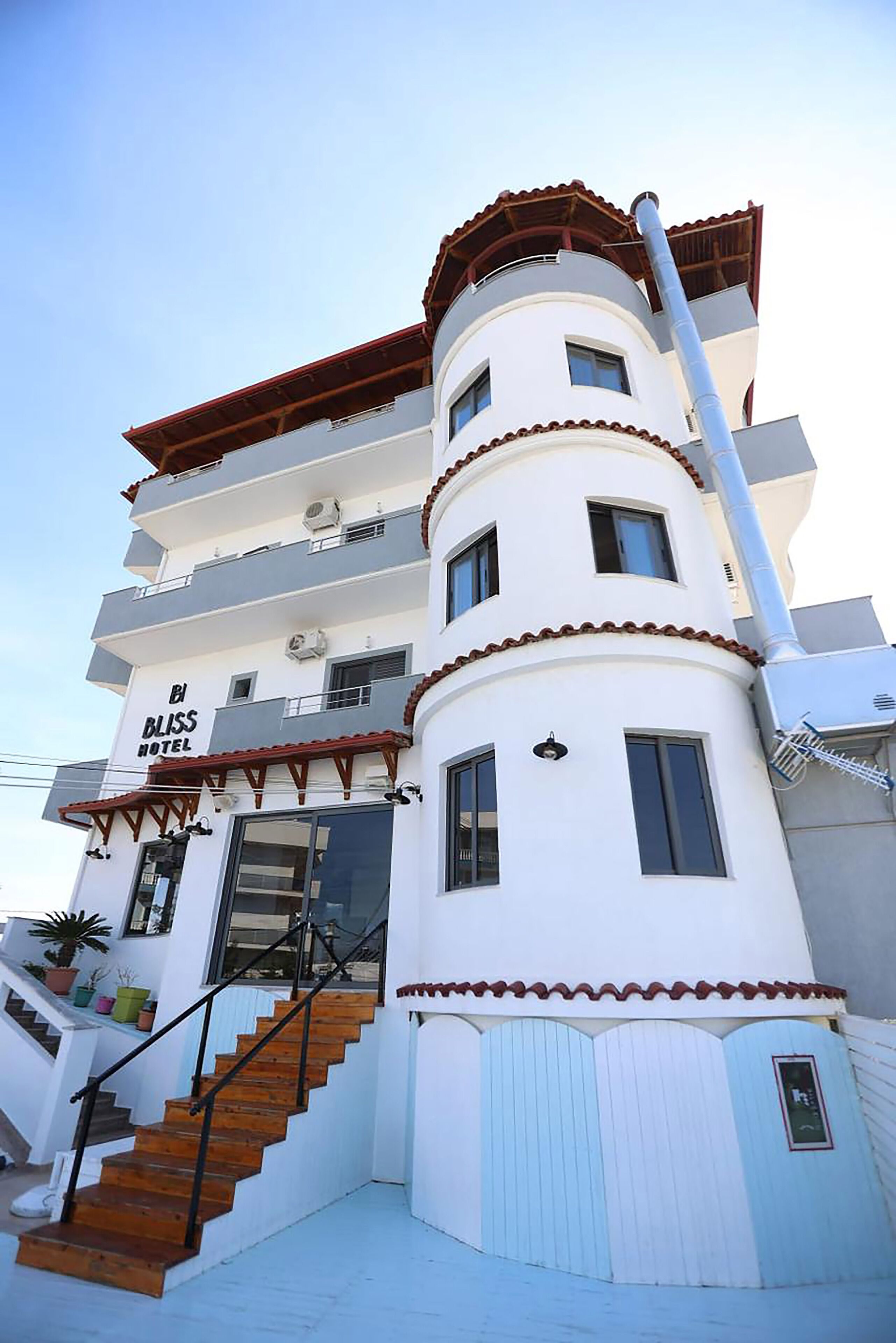 Bliss Hotel