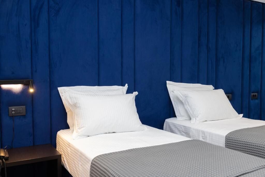 Lans Hotel