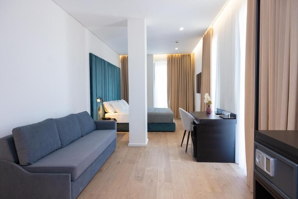 Lans Hotel