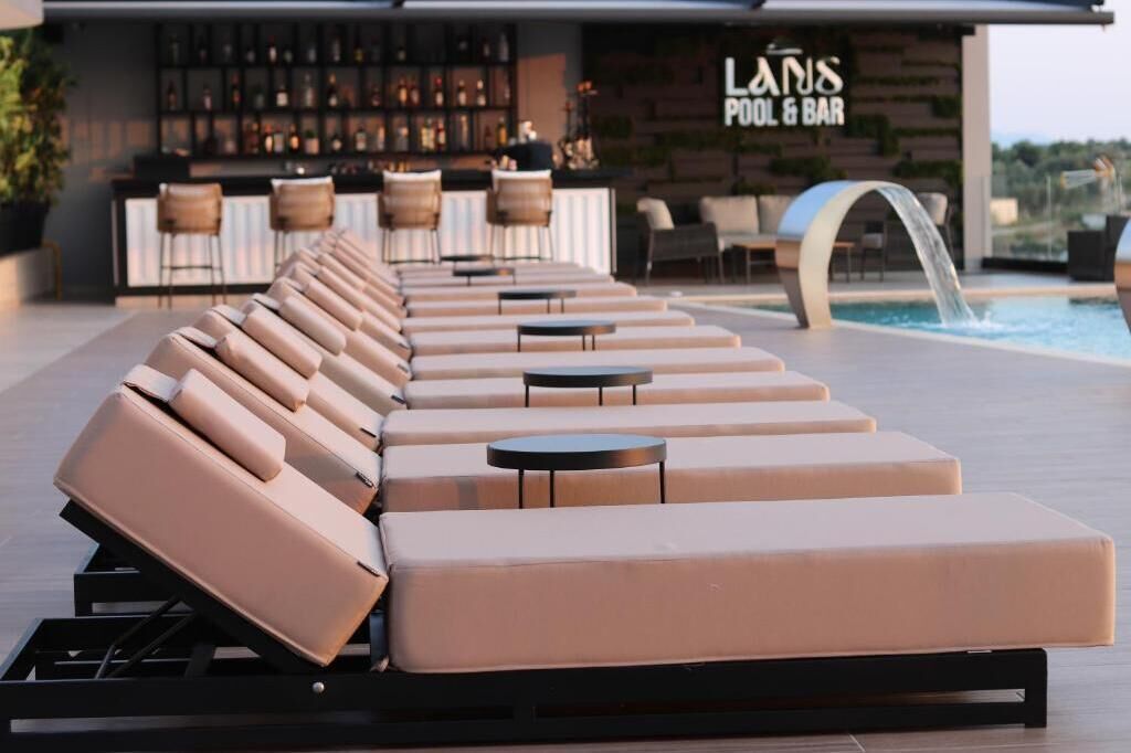 Lans Hotel