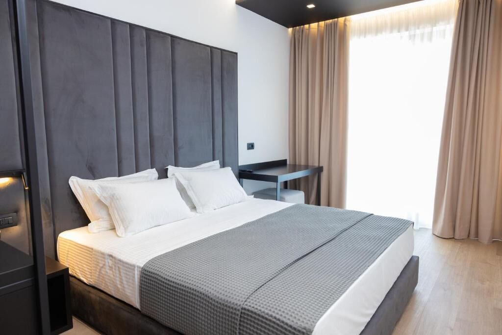Lans Hotel