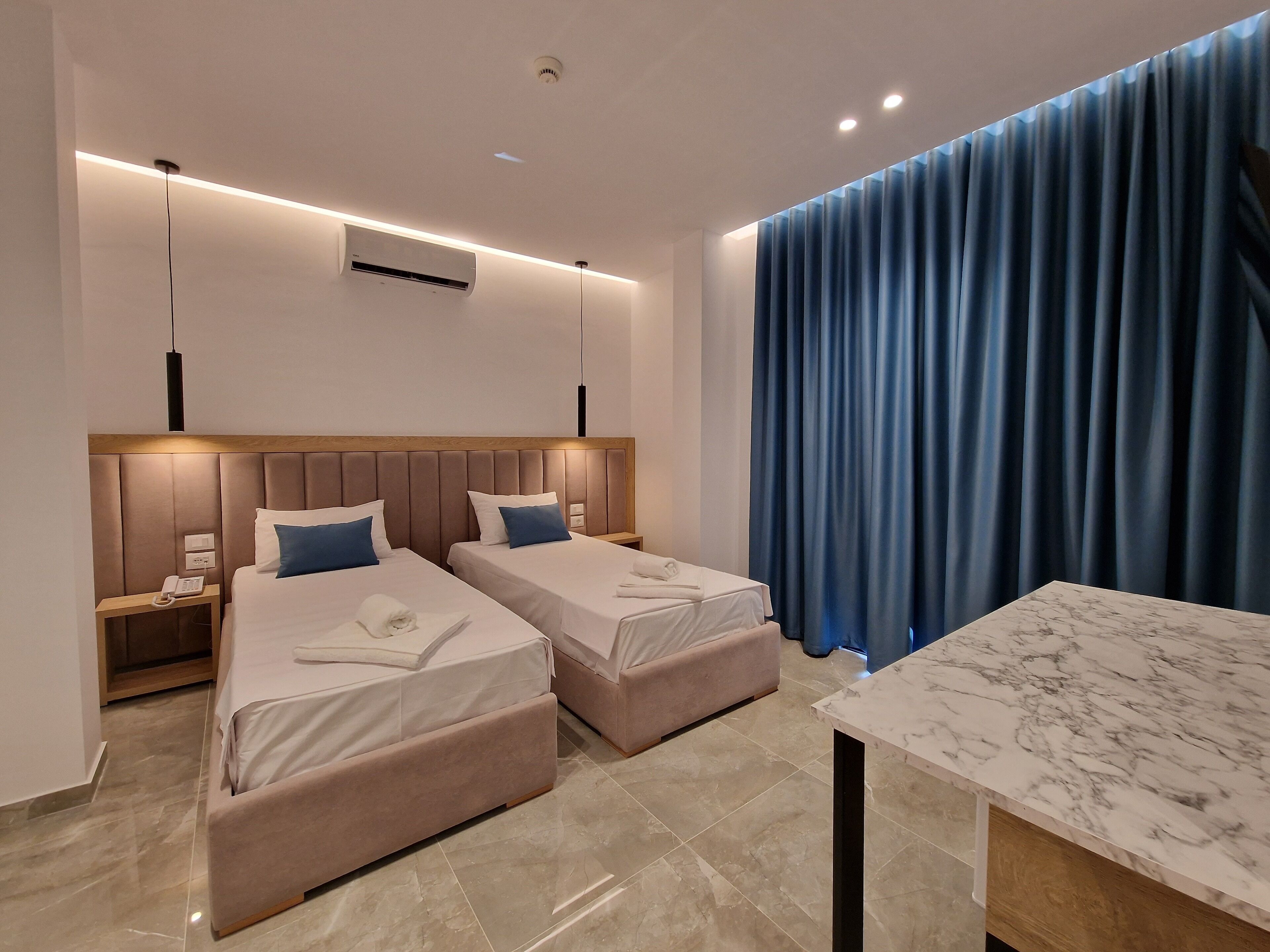 Monel Hotel