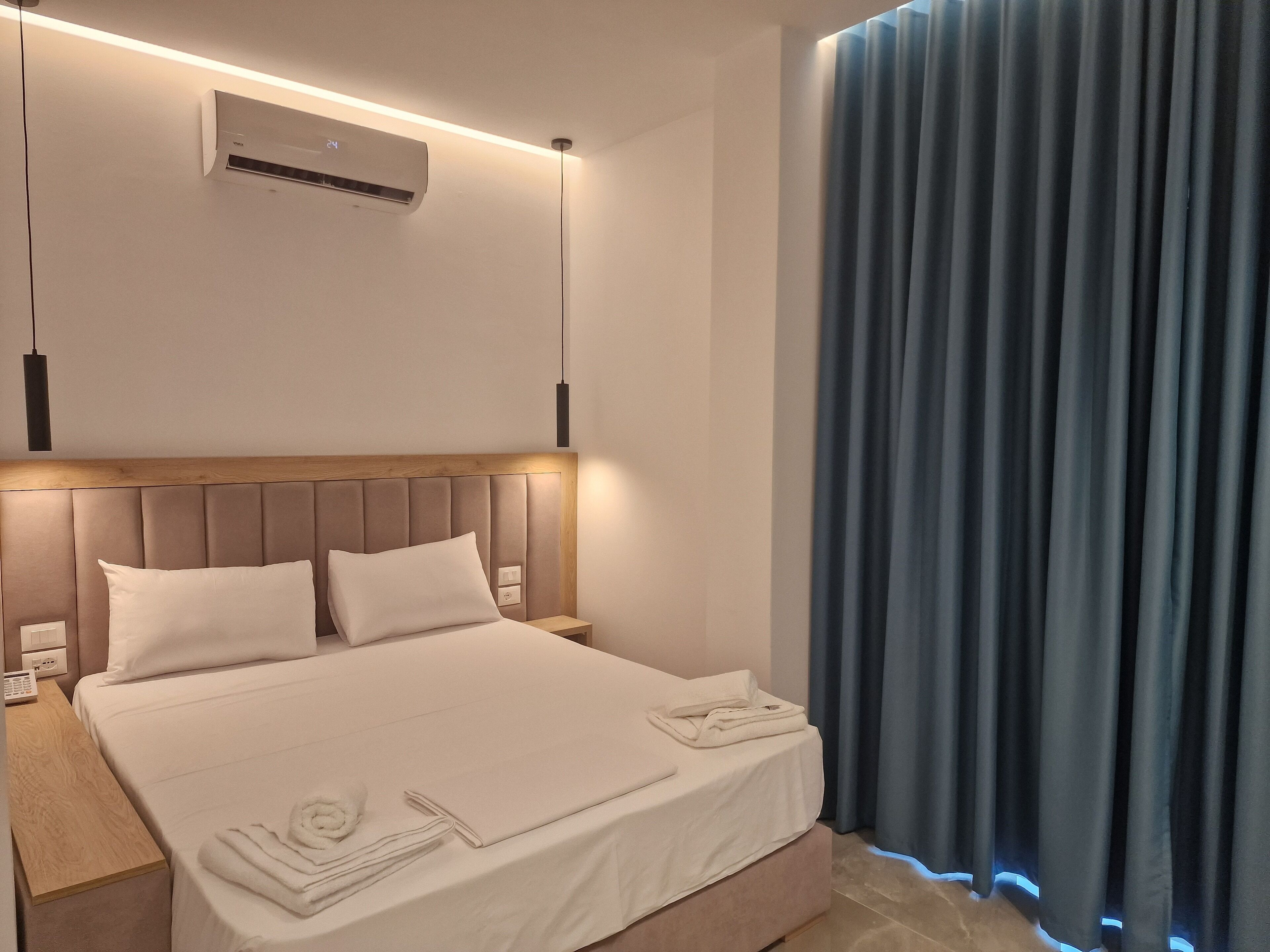 Monel Hotel