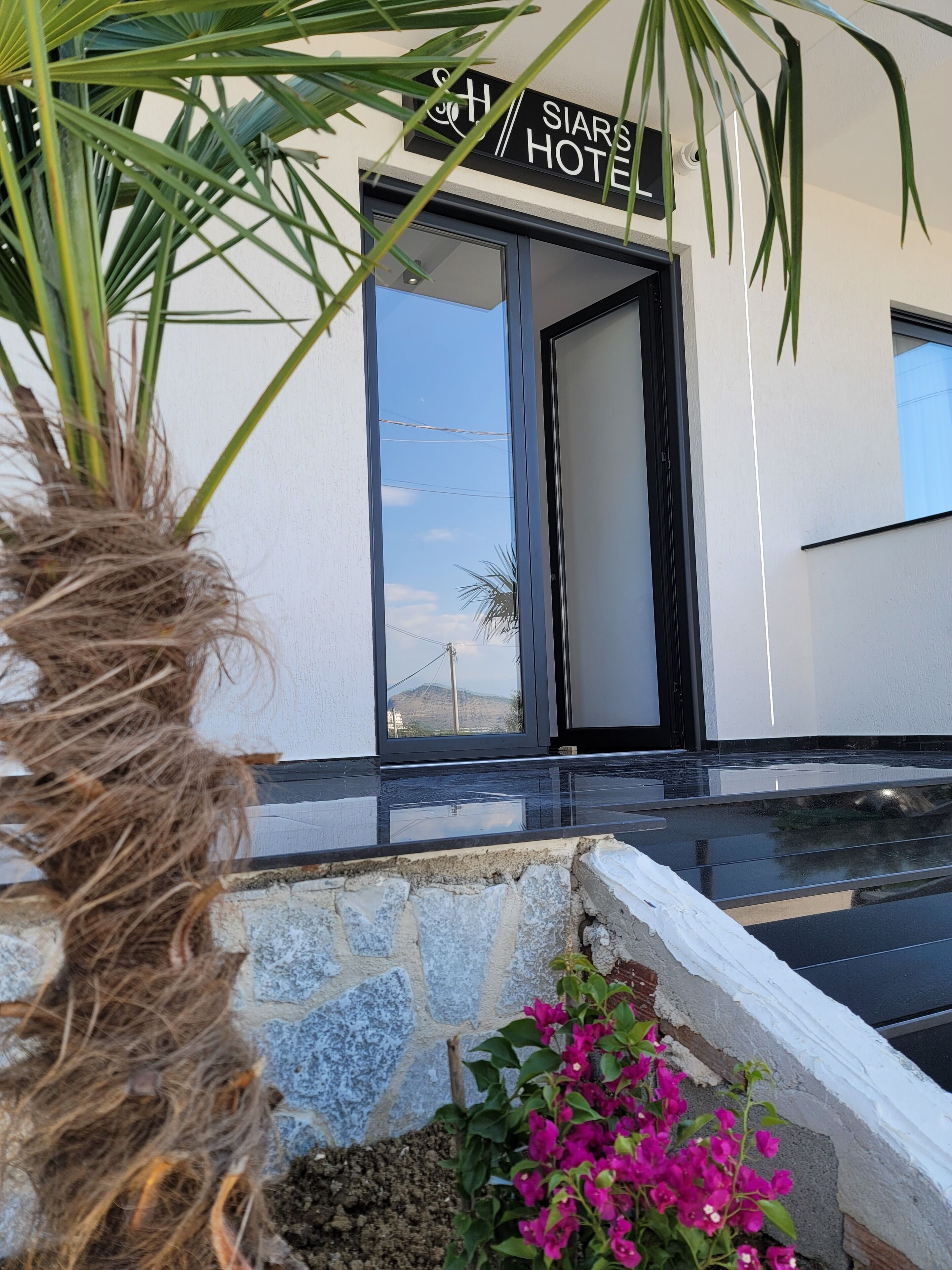 Siars Hotel