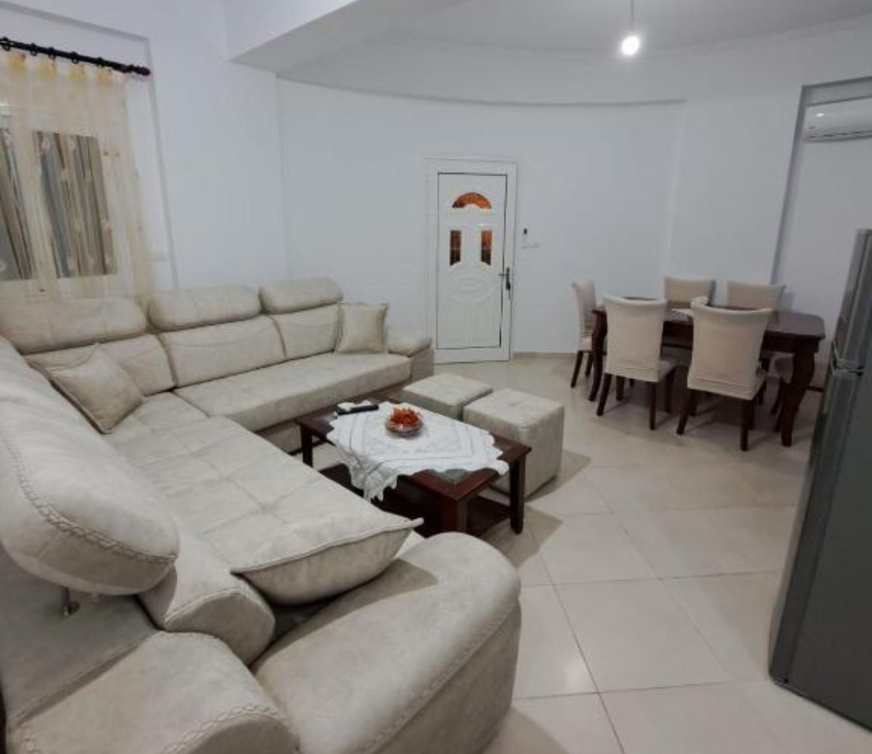 Vila Zeqo Muka