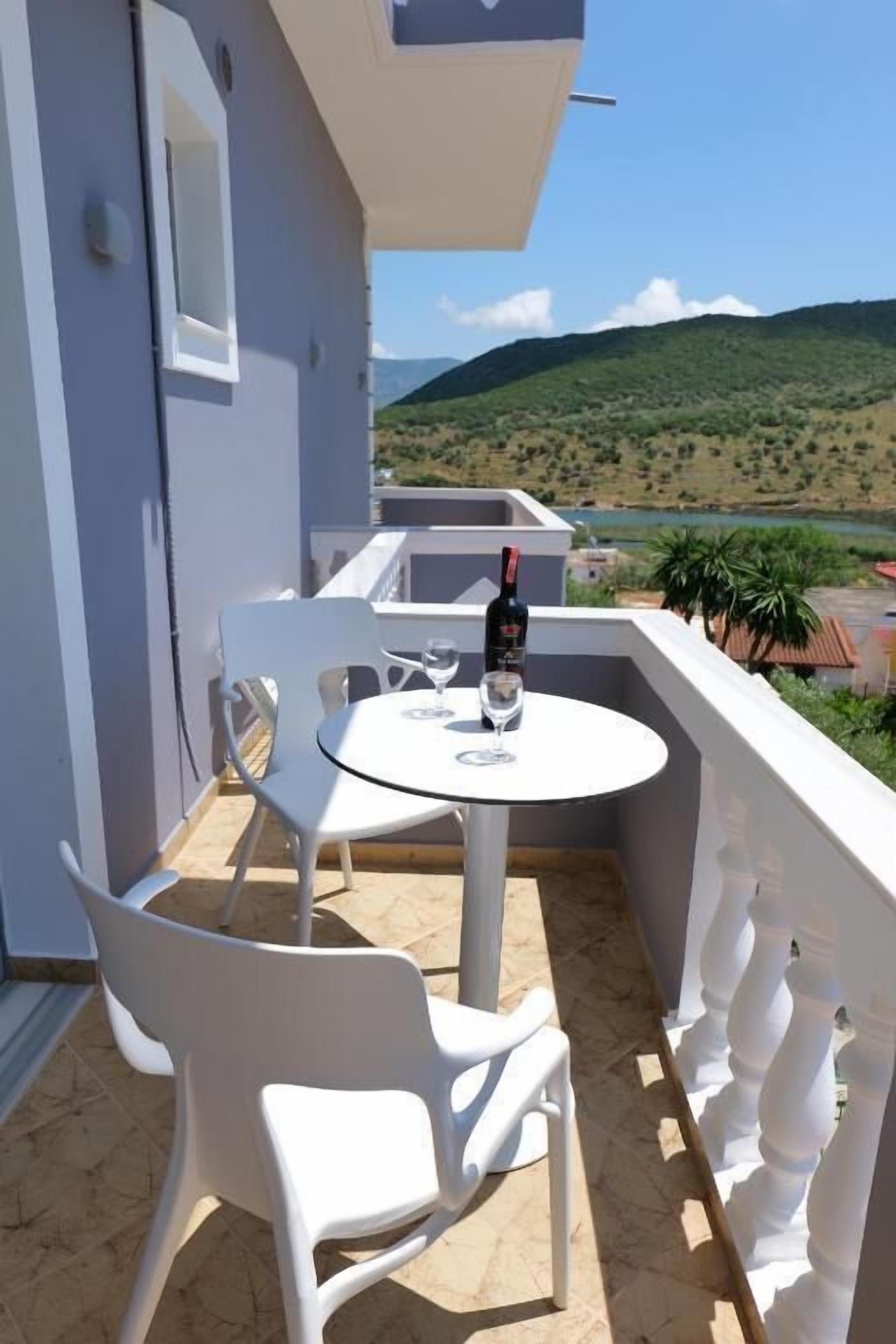 Villa Caca