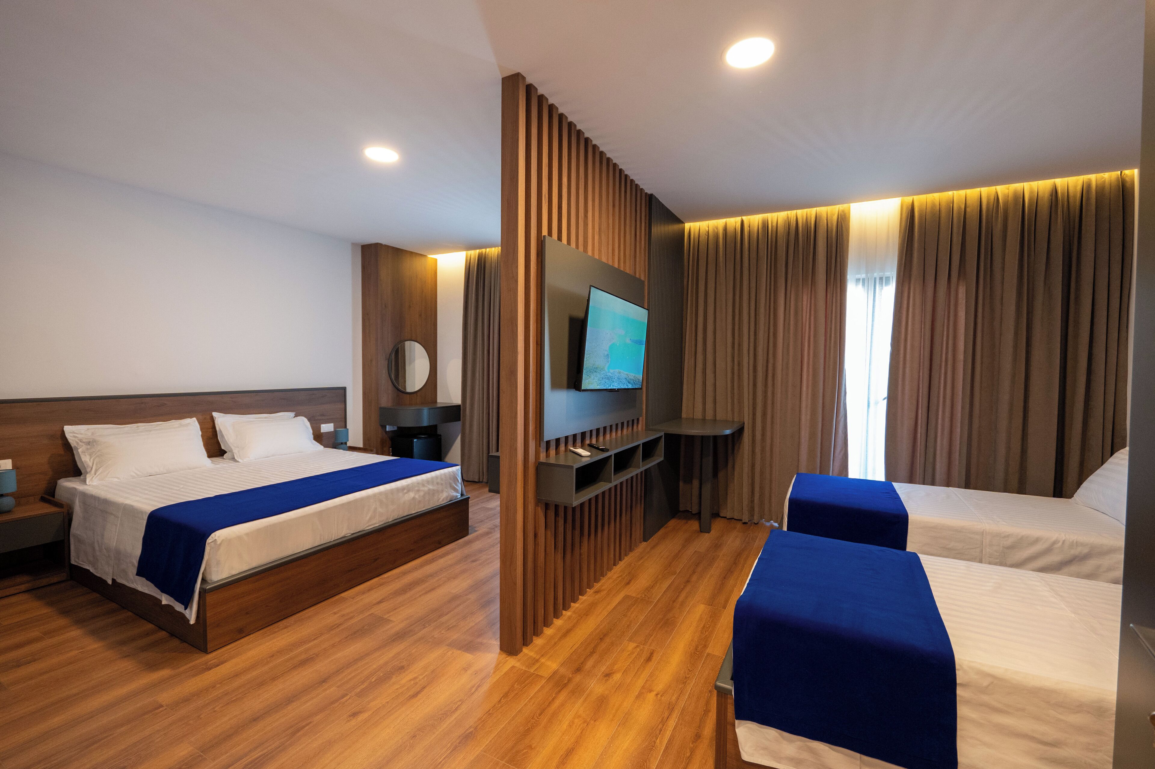 Acros Resort