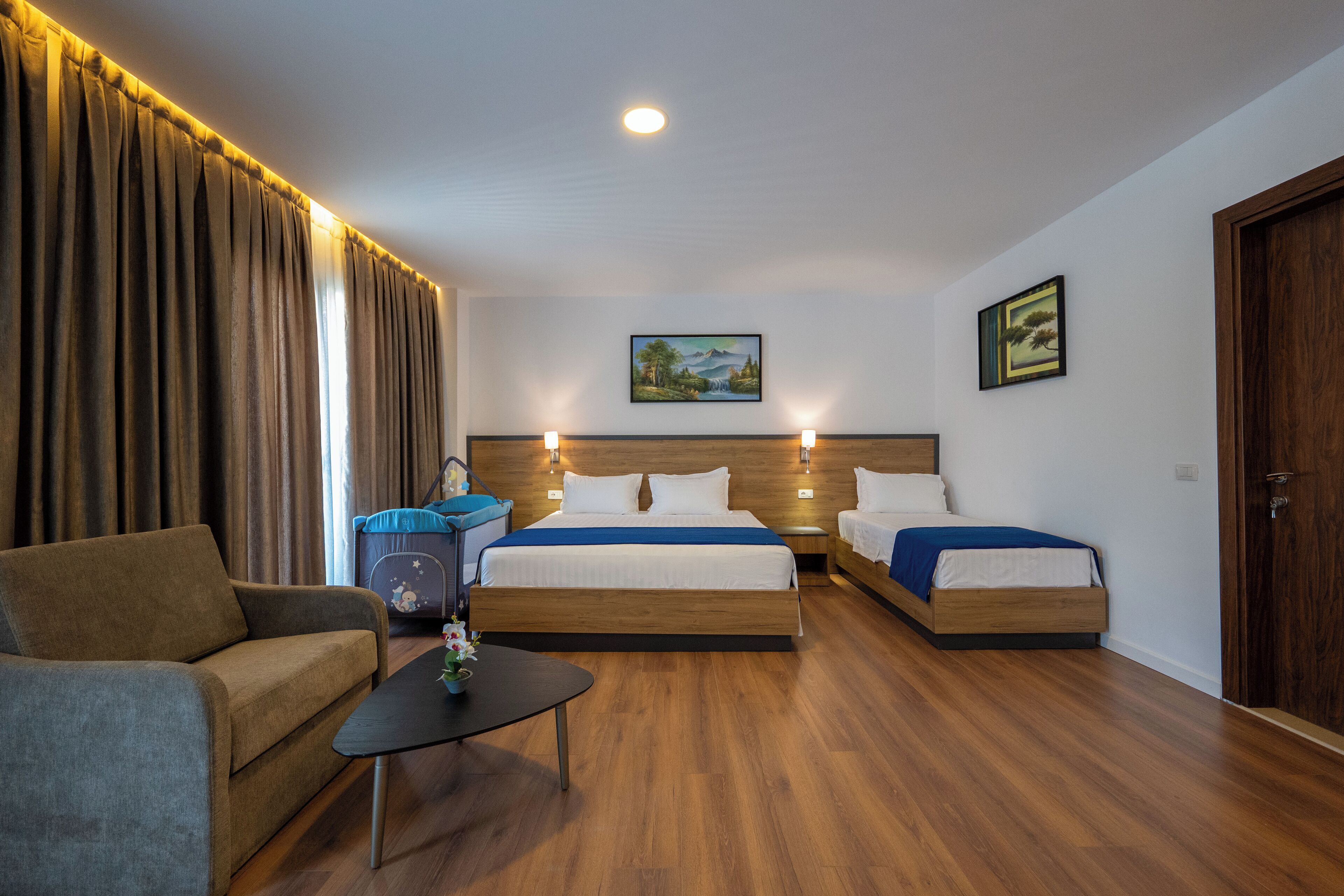 Acros Resort