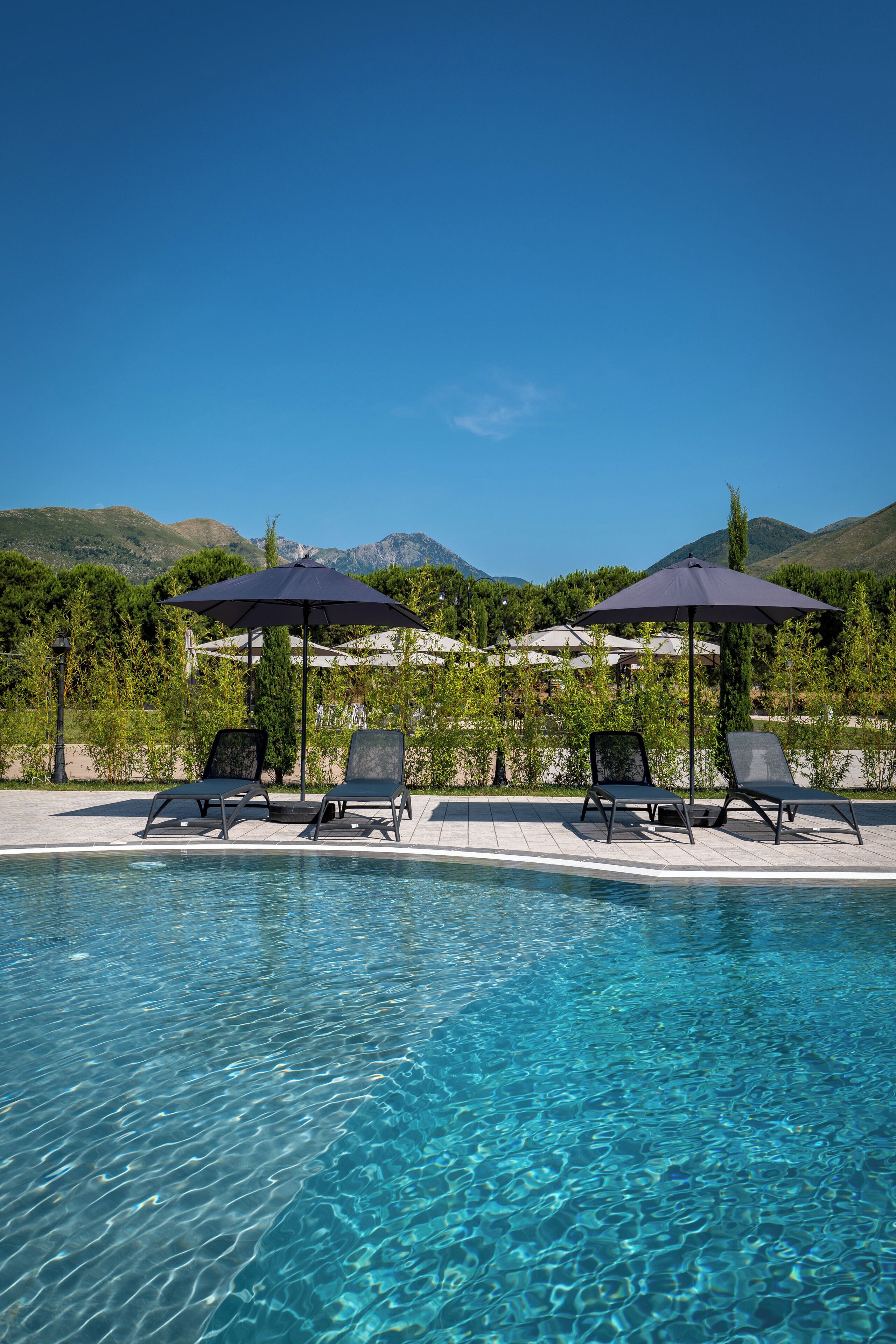 Acros Resort