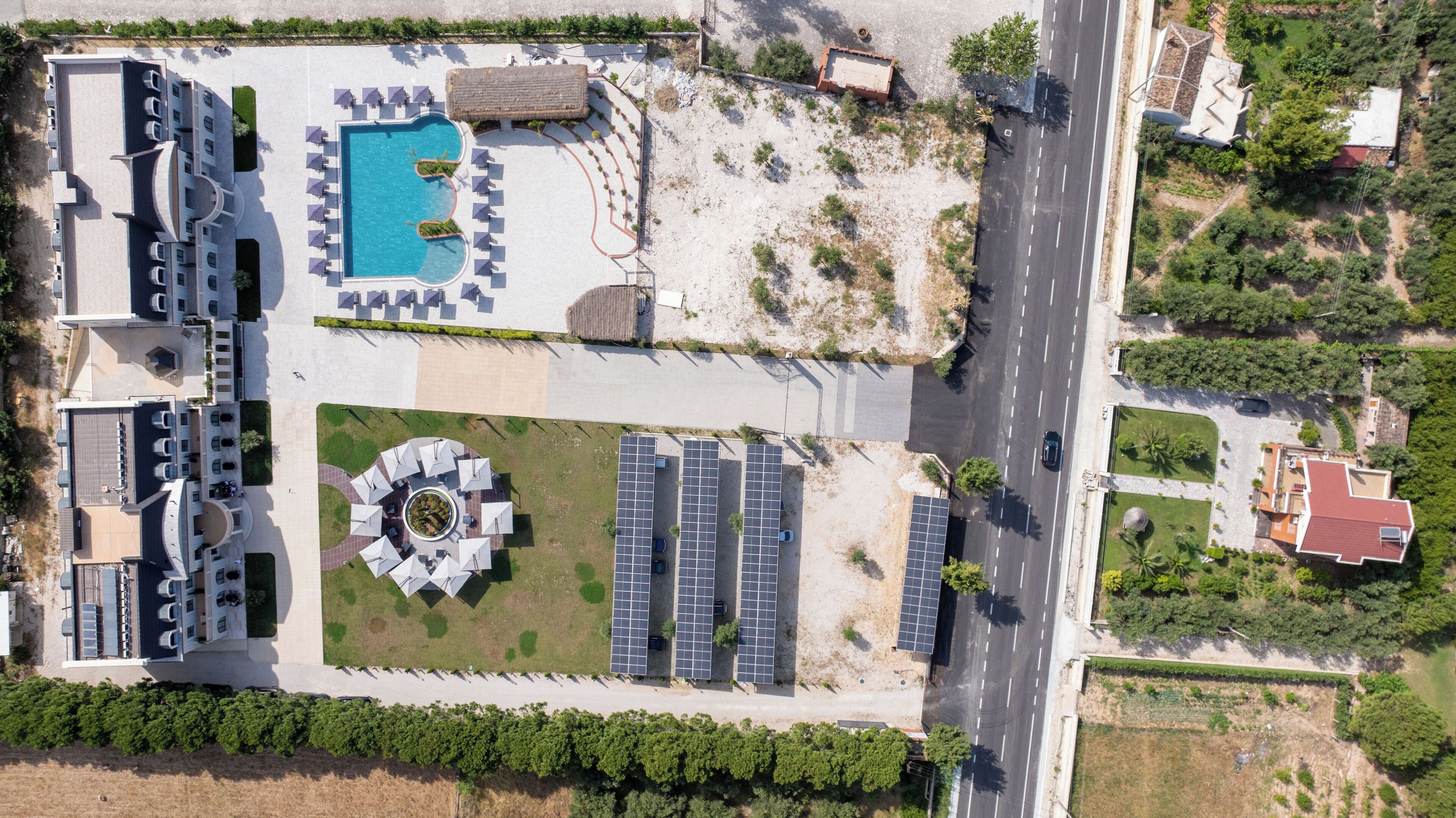 Acros Resort