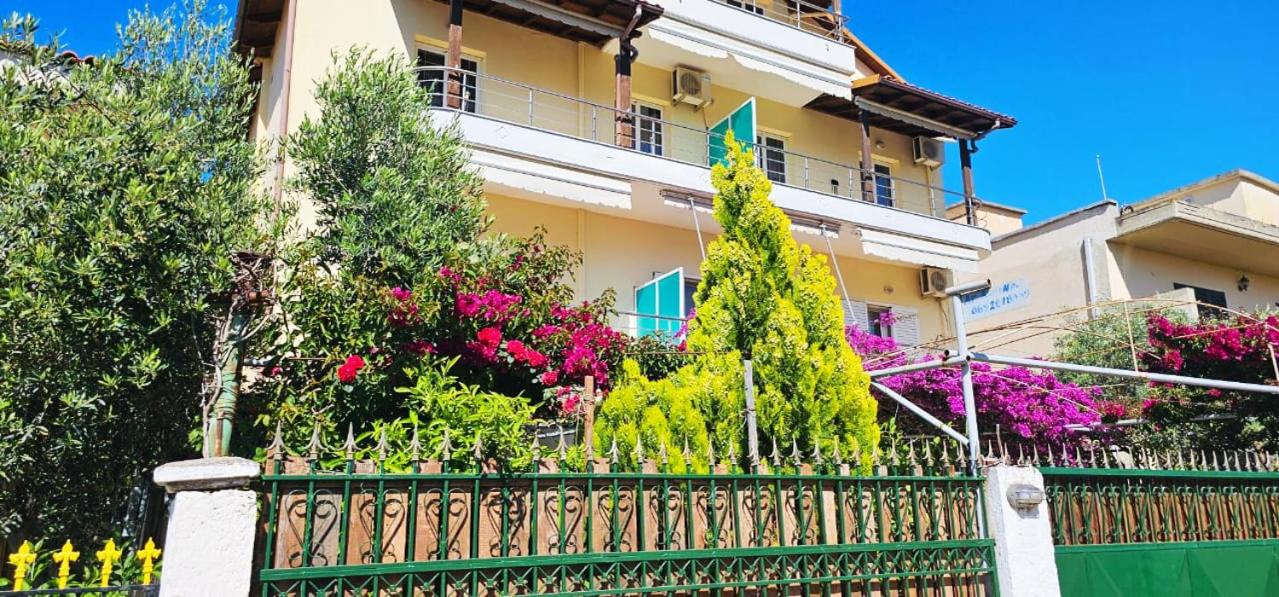 Apartments Athina