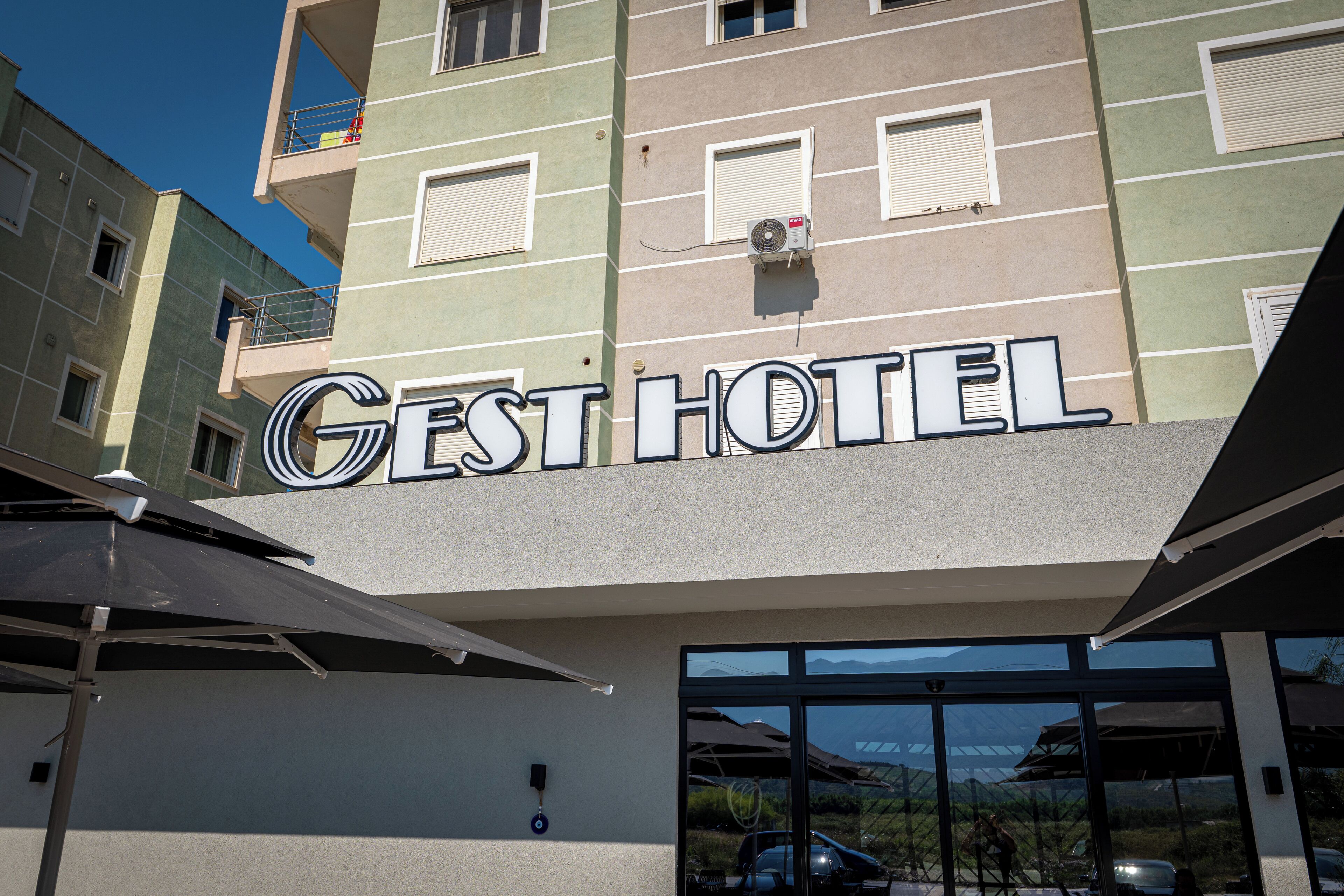 Gest Hotel