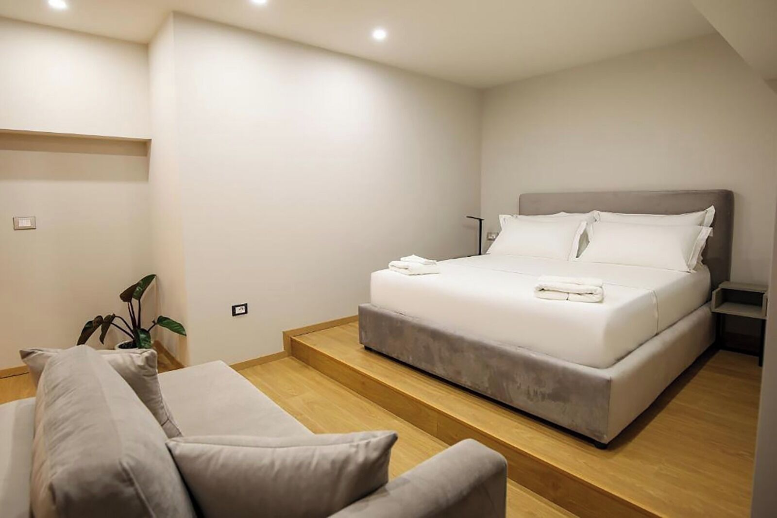 Toto Boutique Hotel & Apartments