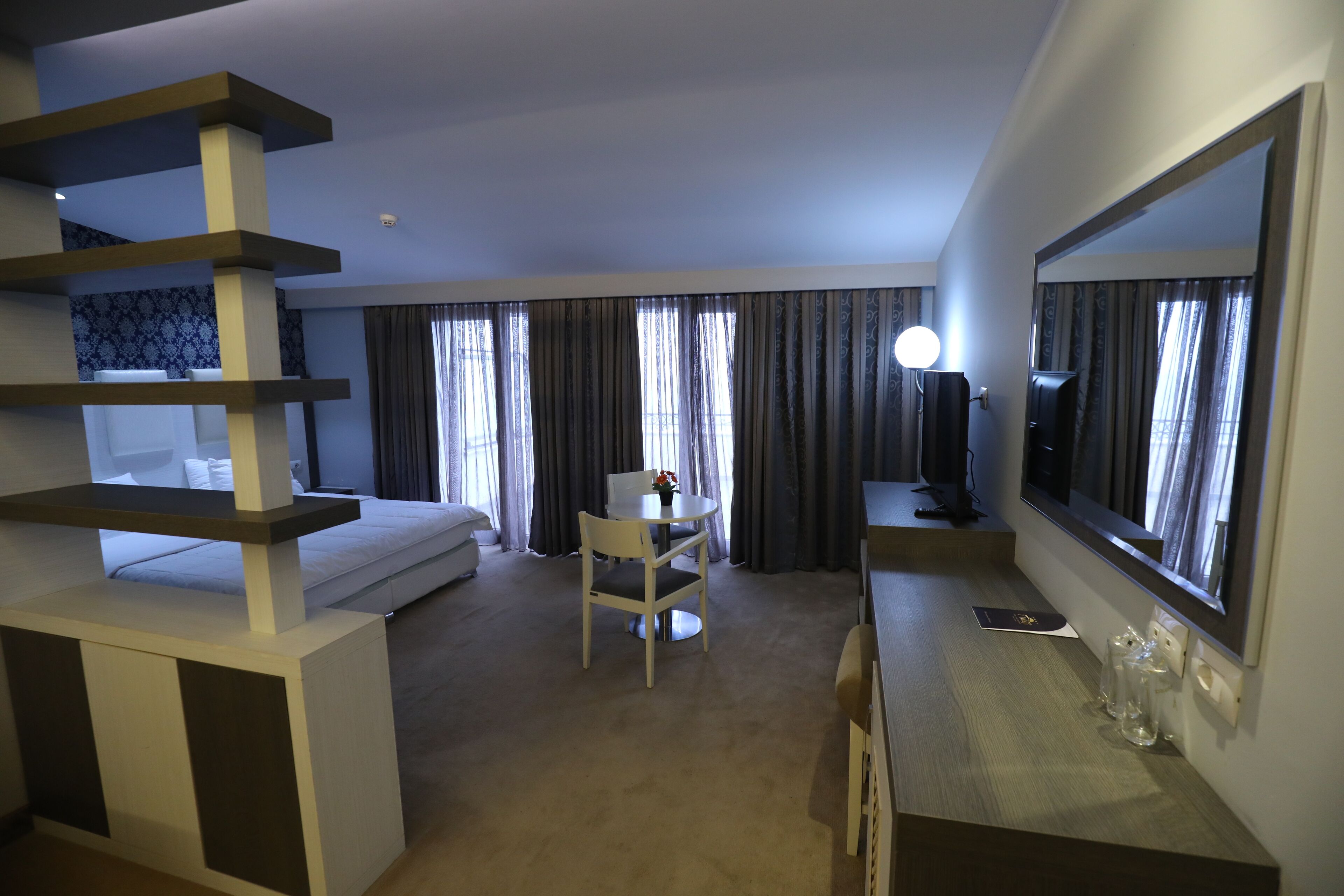 Hotel 1 Maji