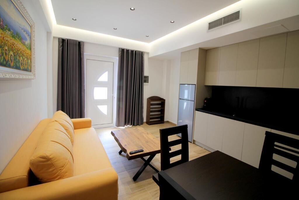 Alis Apartments