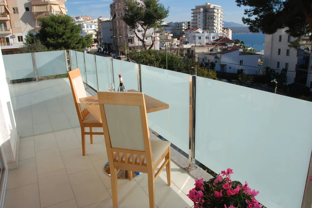 Summer Suite Hotel