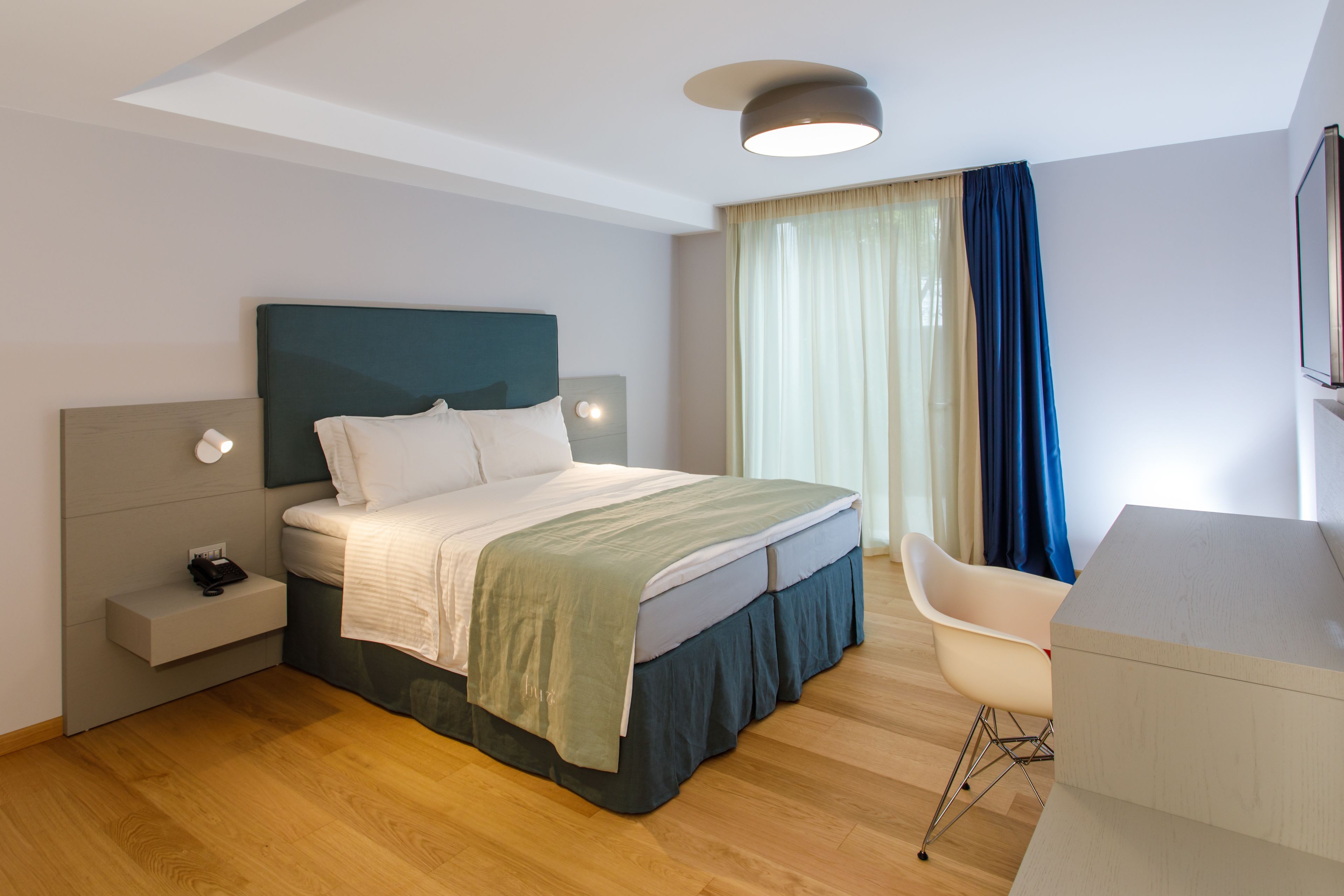 Buze Boutique Hotel
