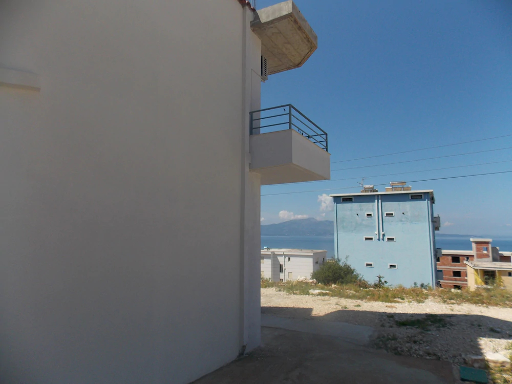 Camela Apartments