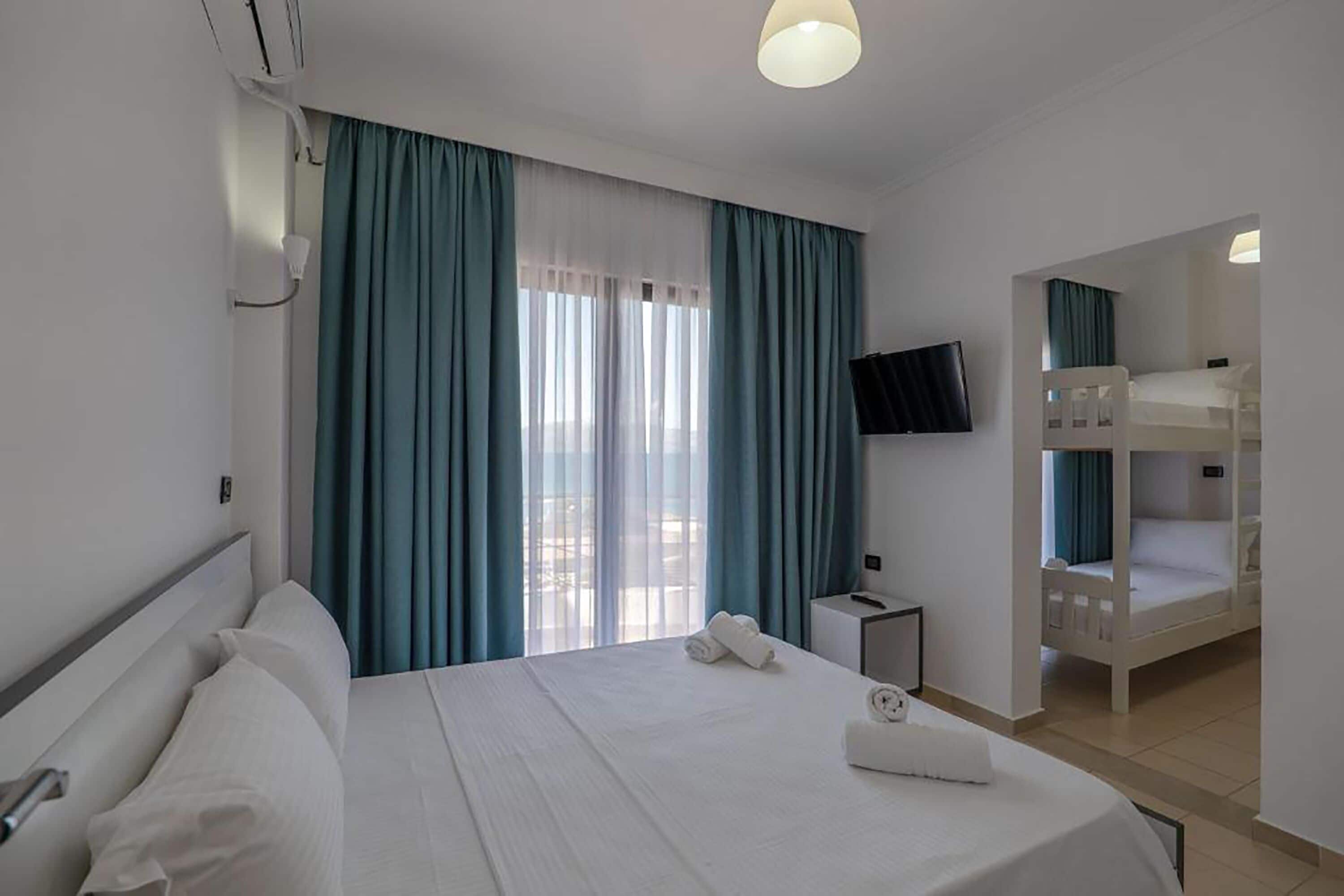 El Mare Hotel