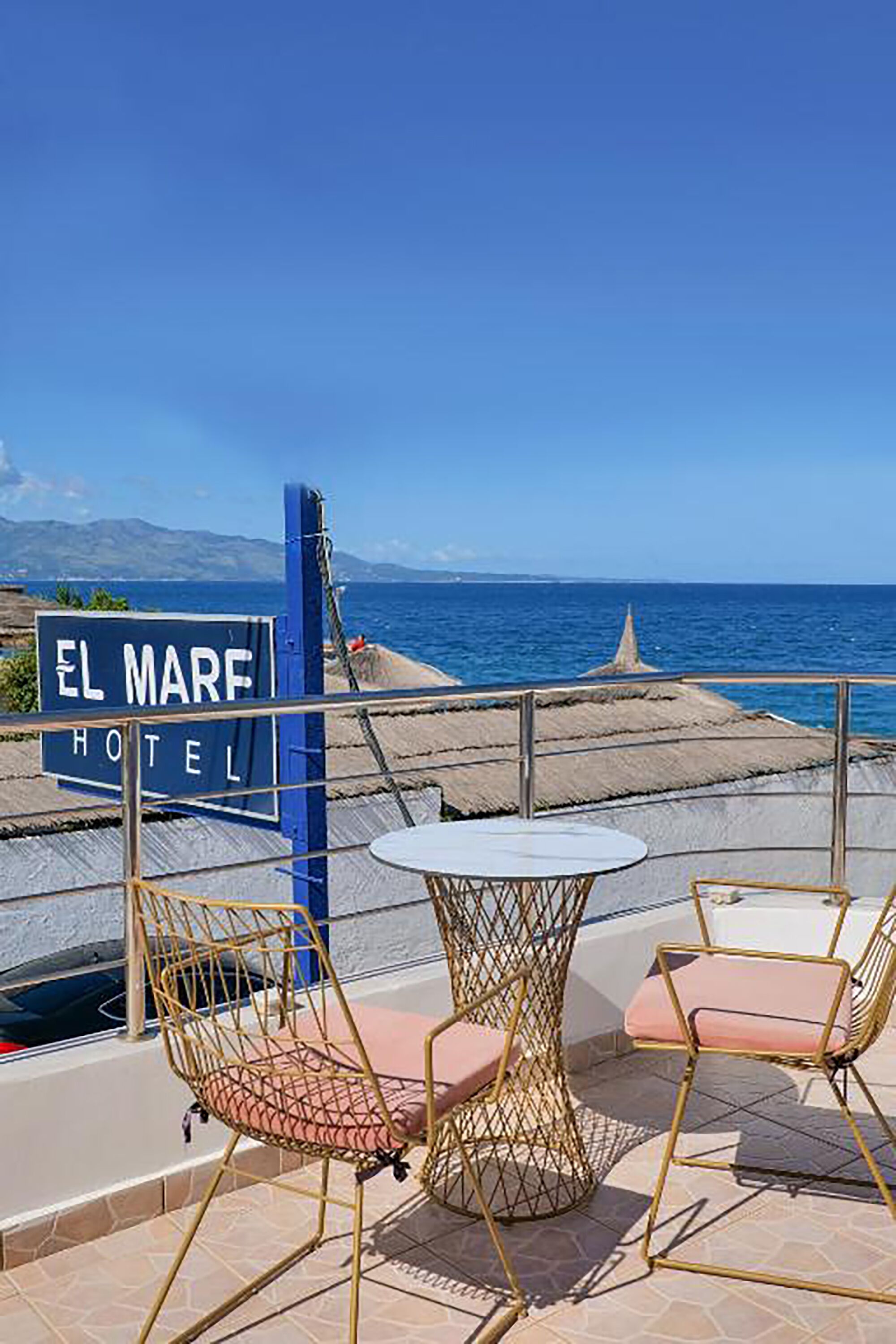 El Mare Hotel