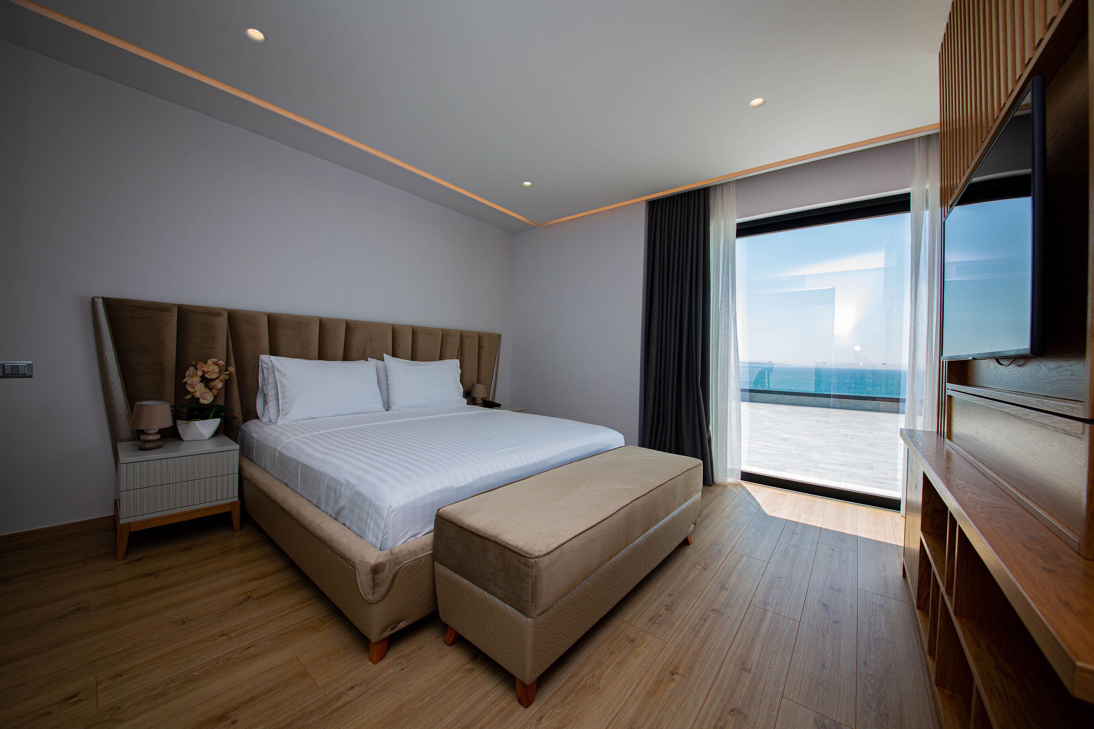 El Primero Hotel