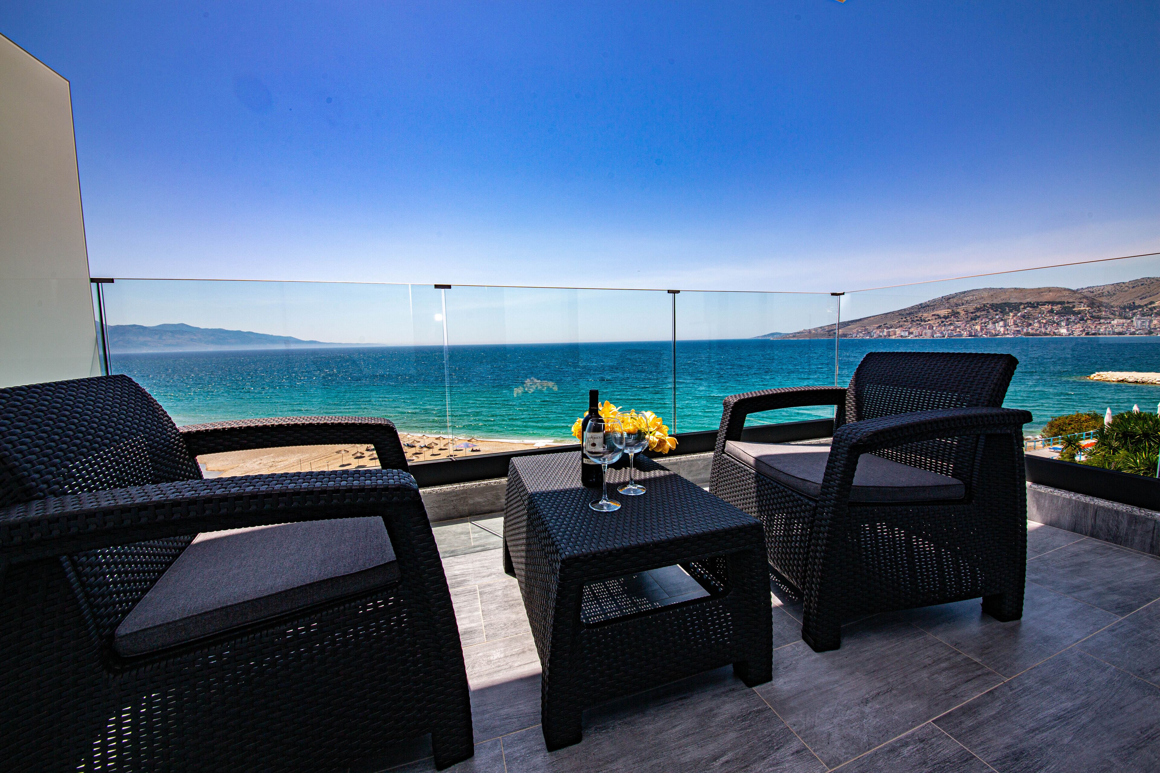 El Primero Hotel