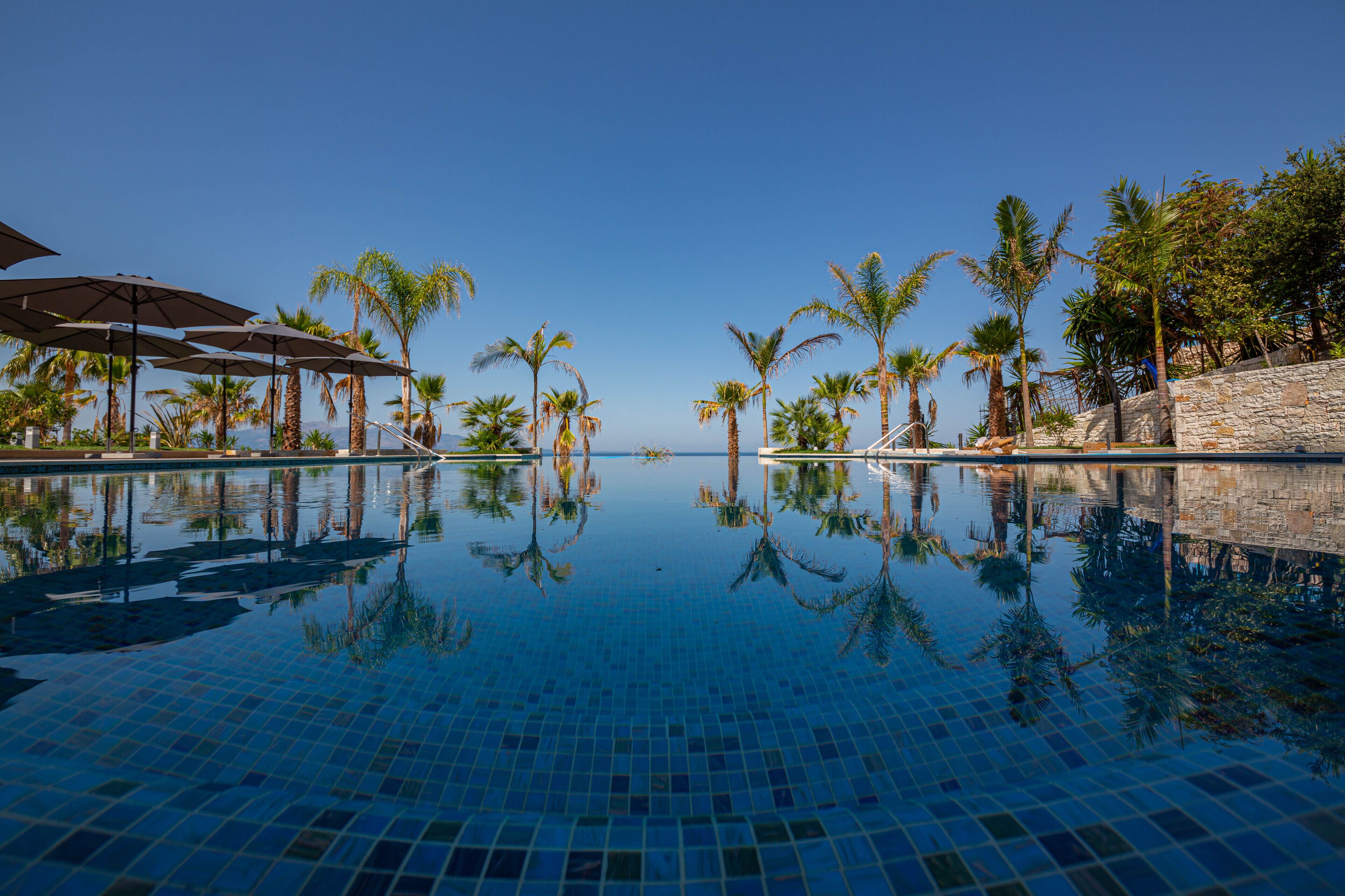 El Primero Hotel