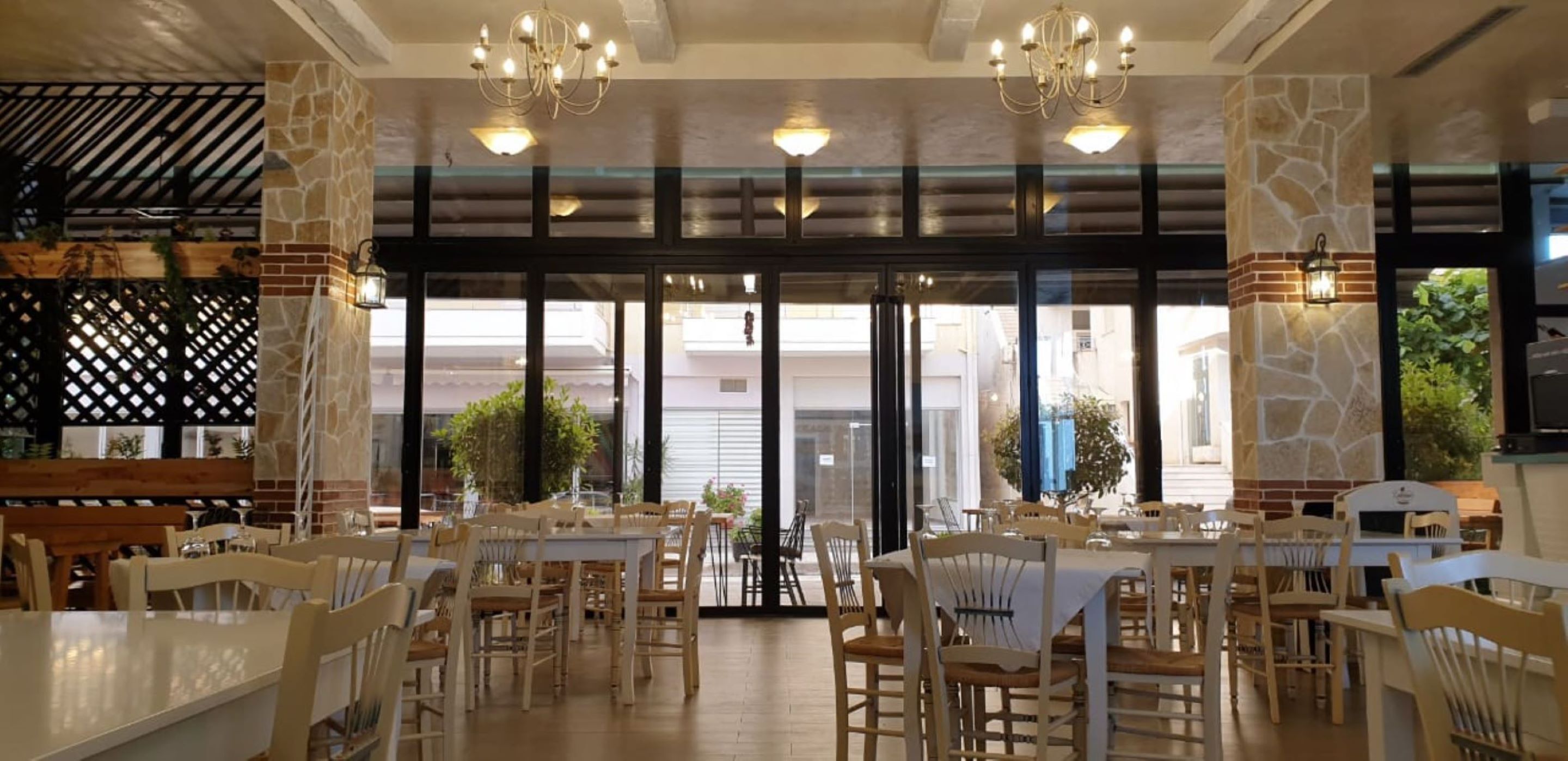 Eval Hotel Sarande