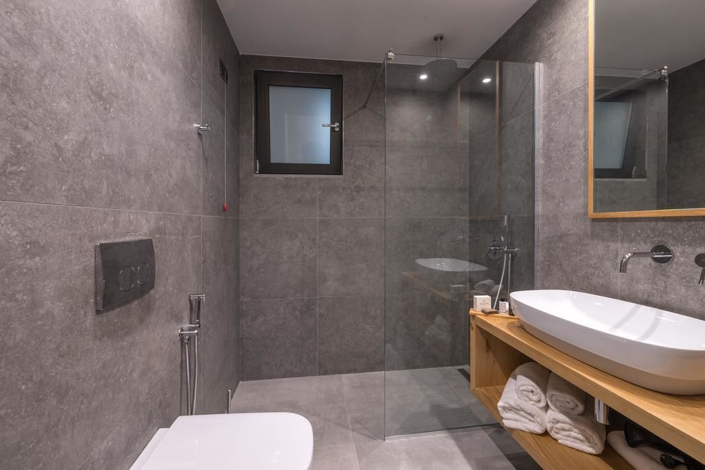 Glow Boutique Hotel & Suites