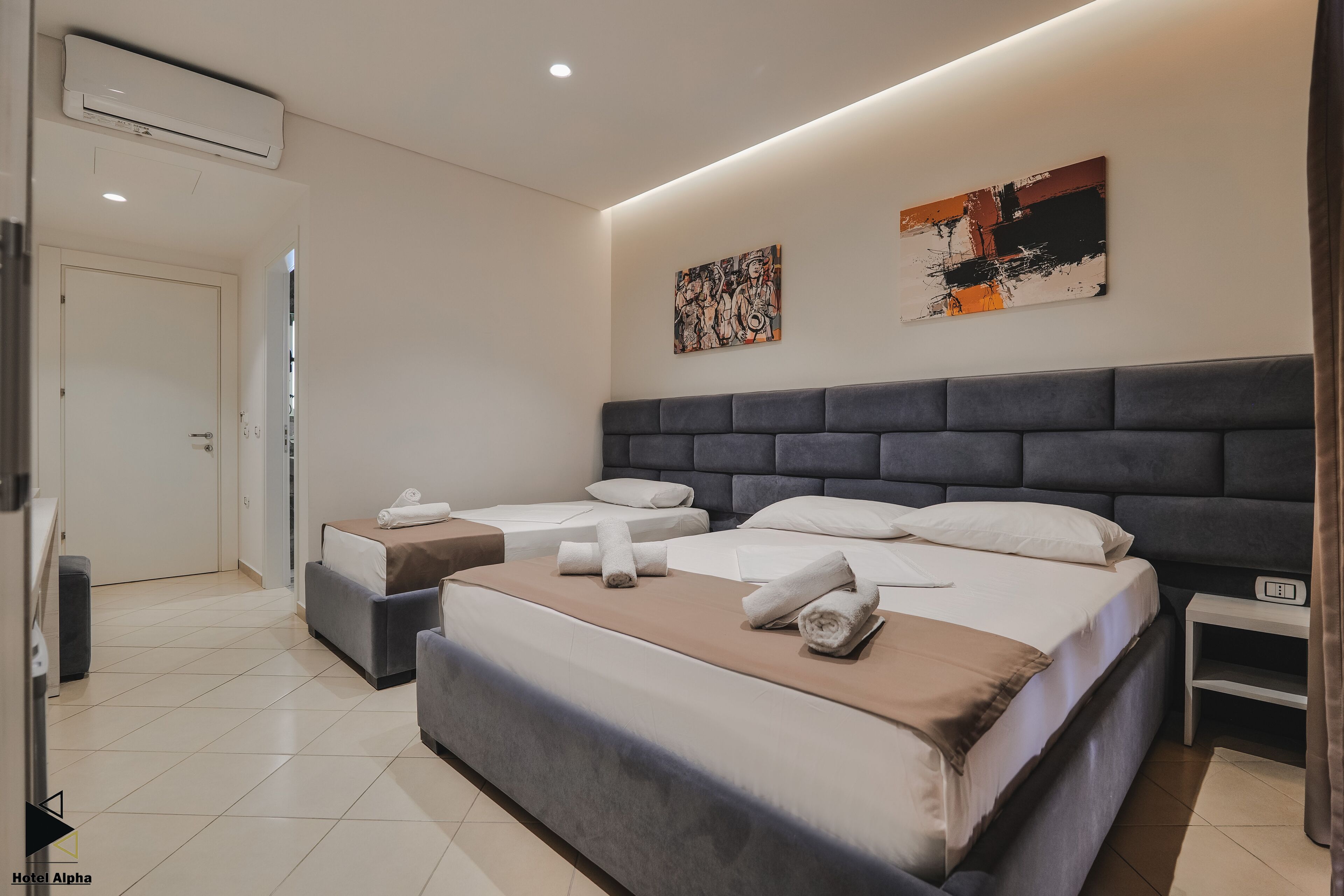Hotel Alpha