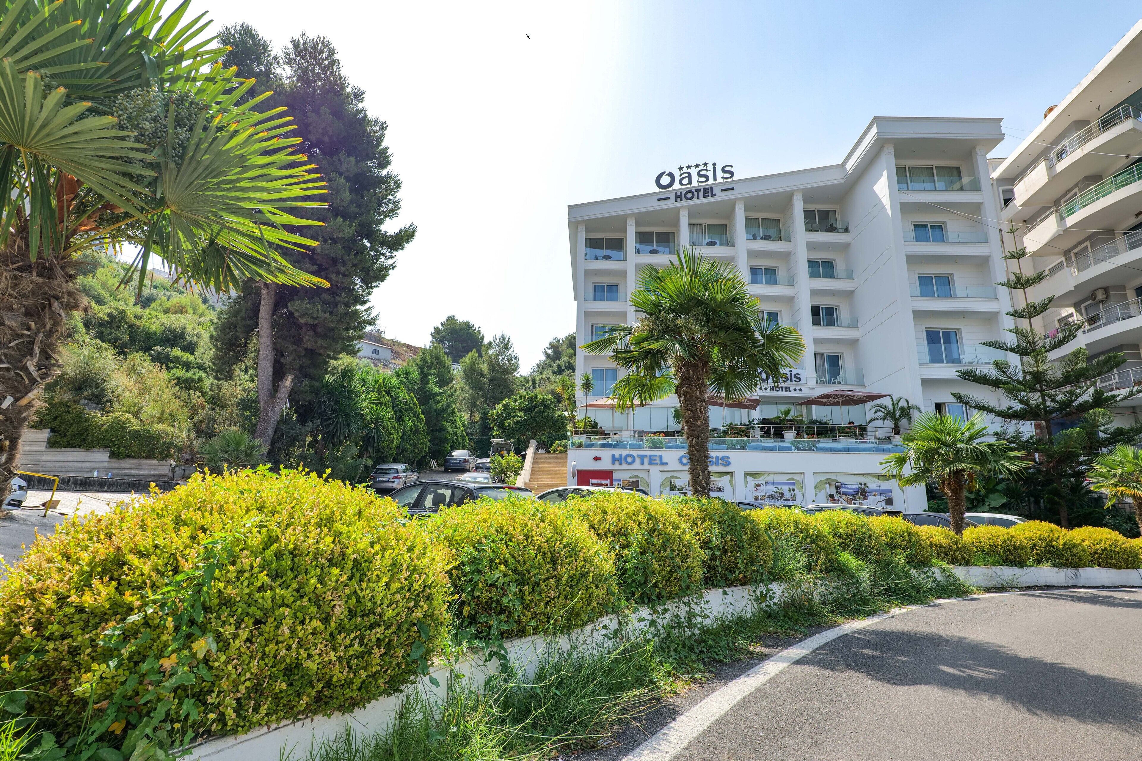 Hotel Oasis