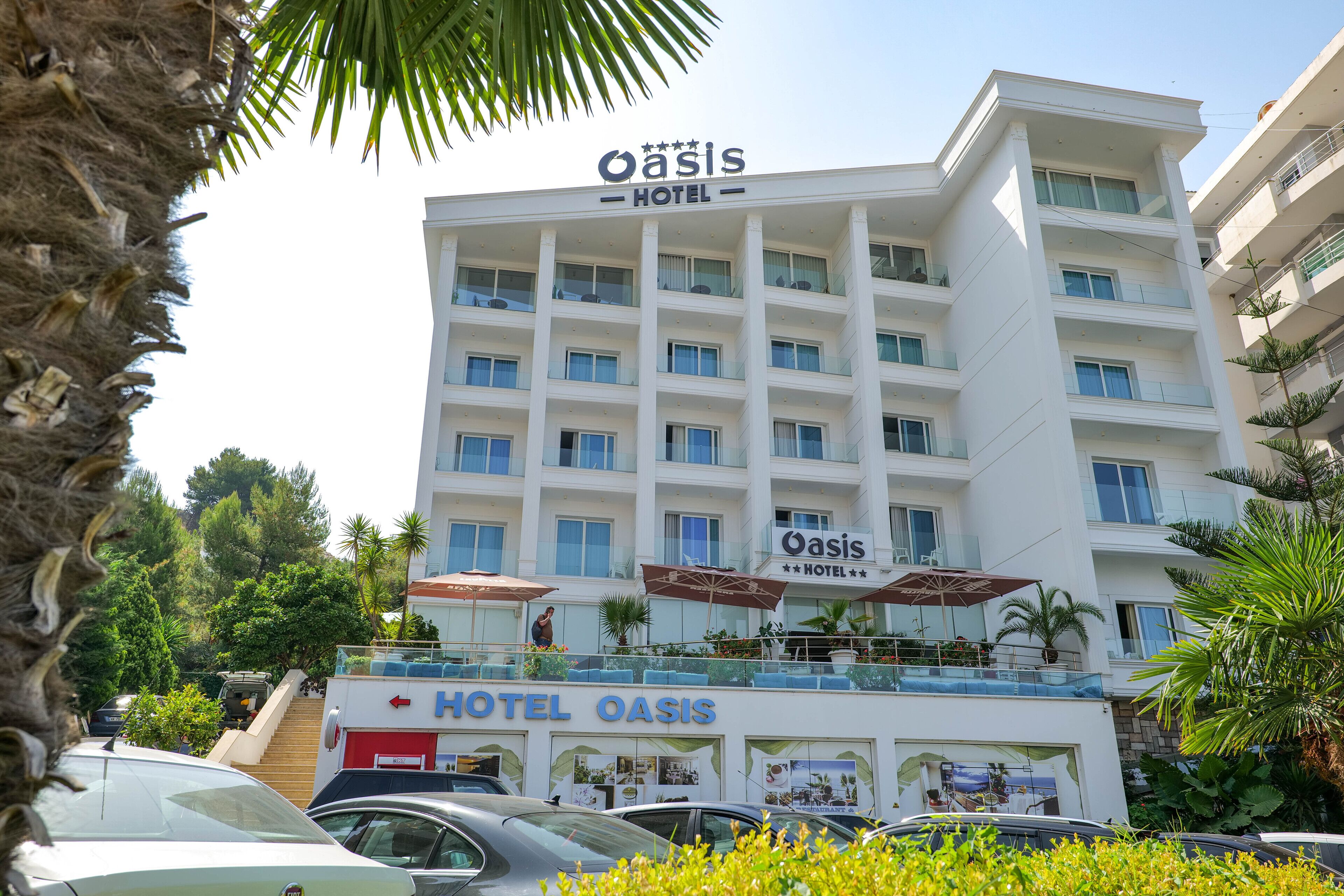 Hotel Oasis