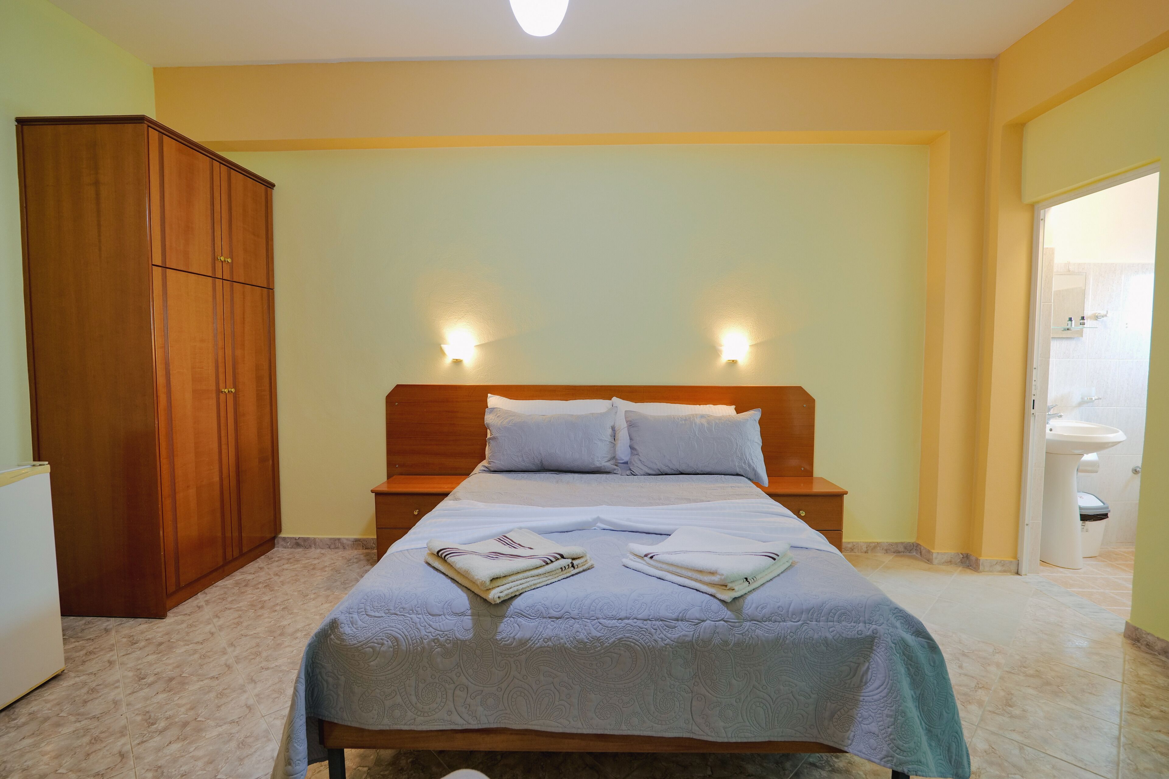 Hotel Porti