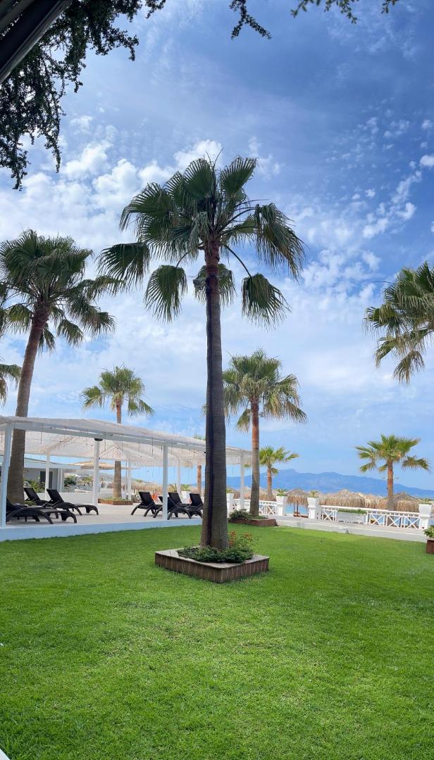 Hotel Saranda International
