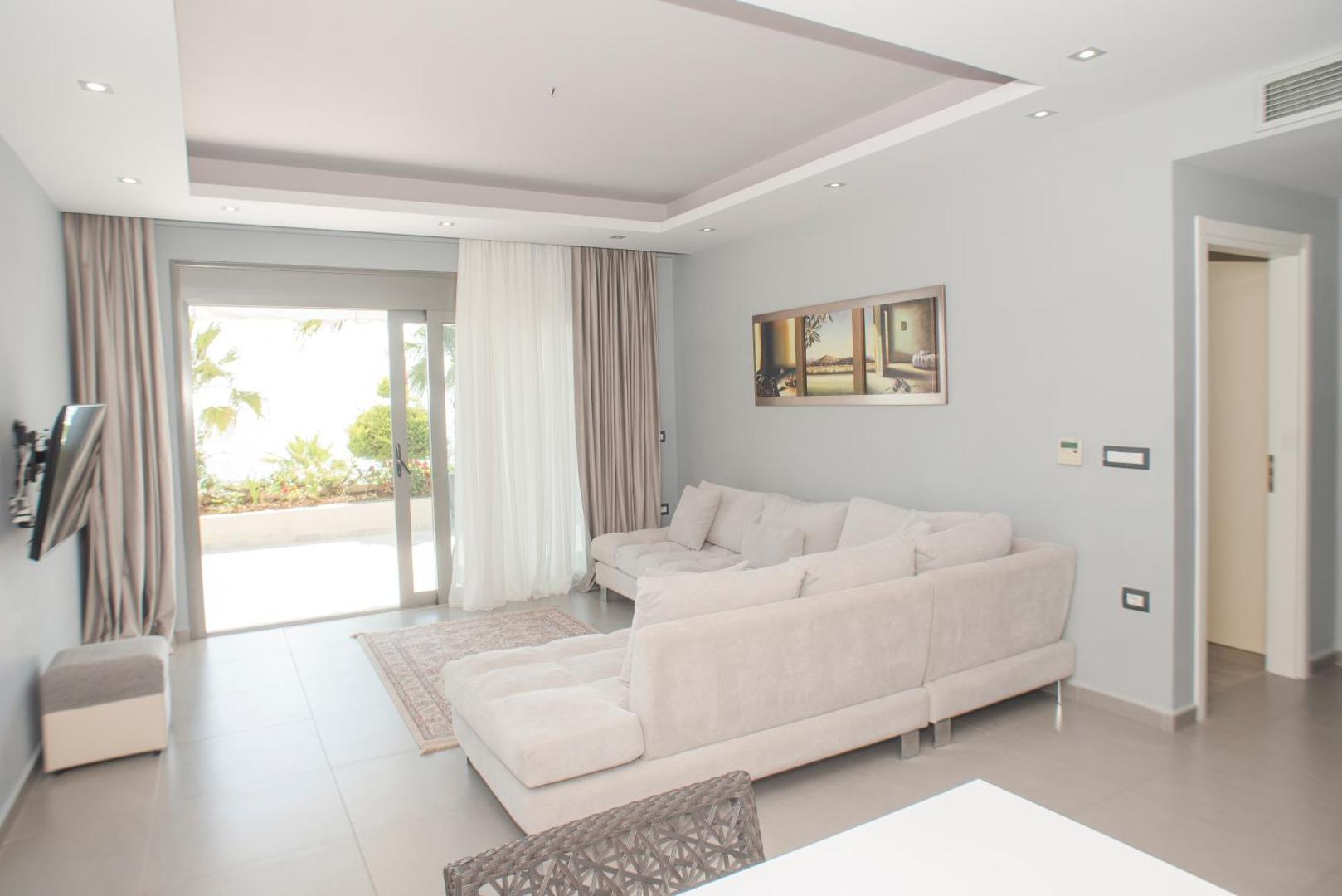 Hotel Saranda International