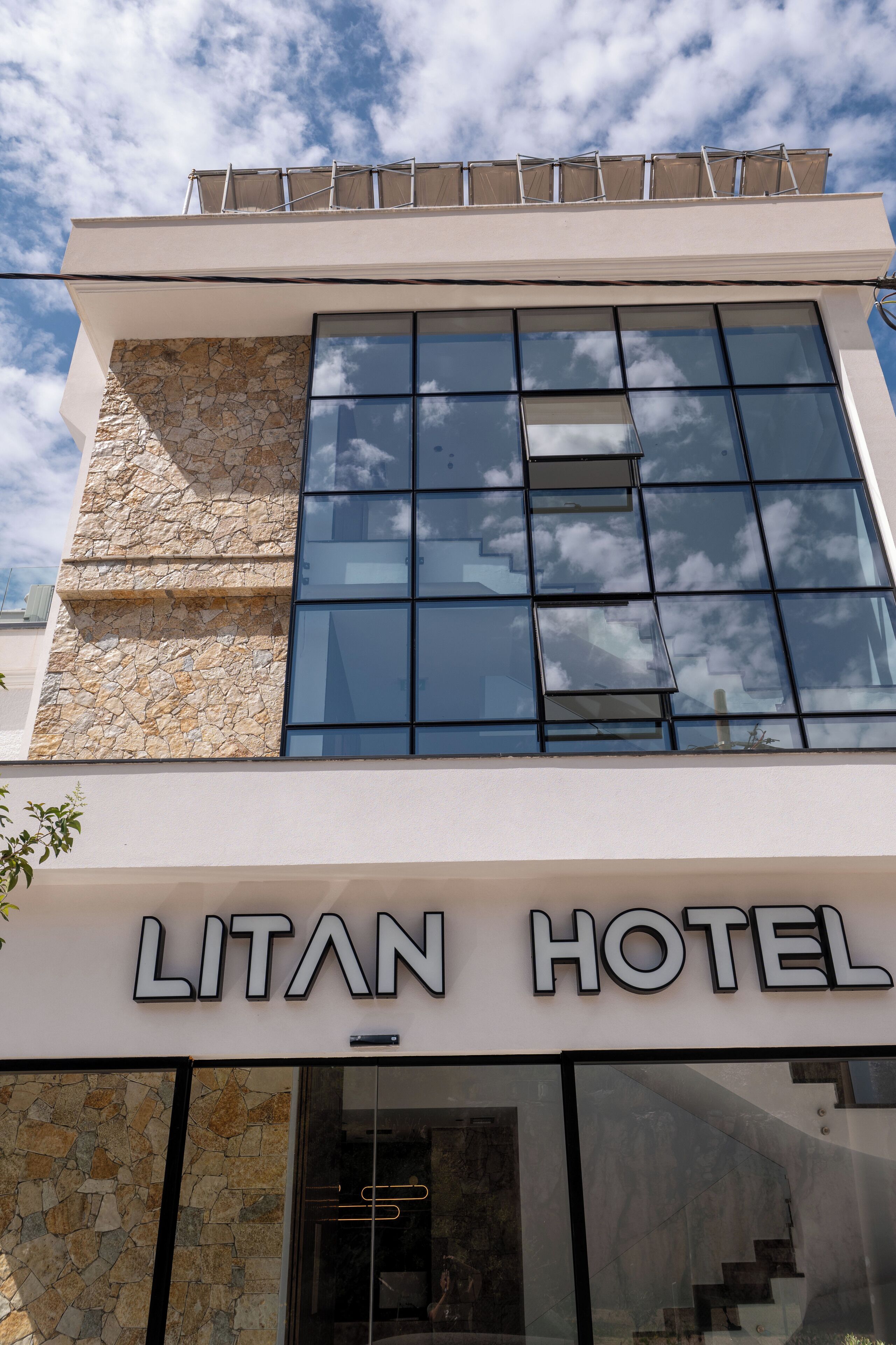 Litan Hotel