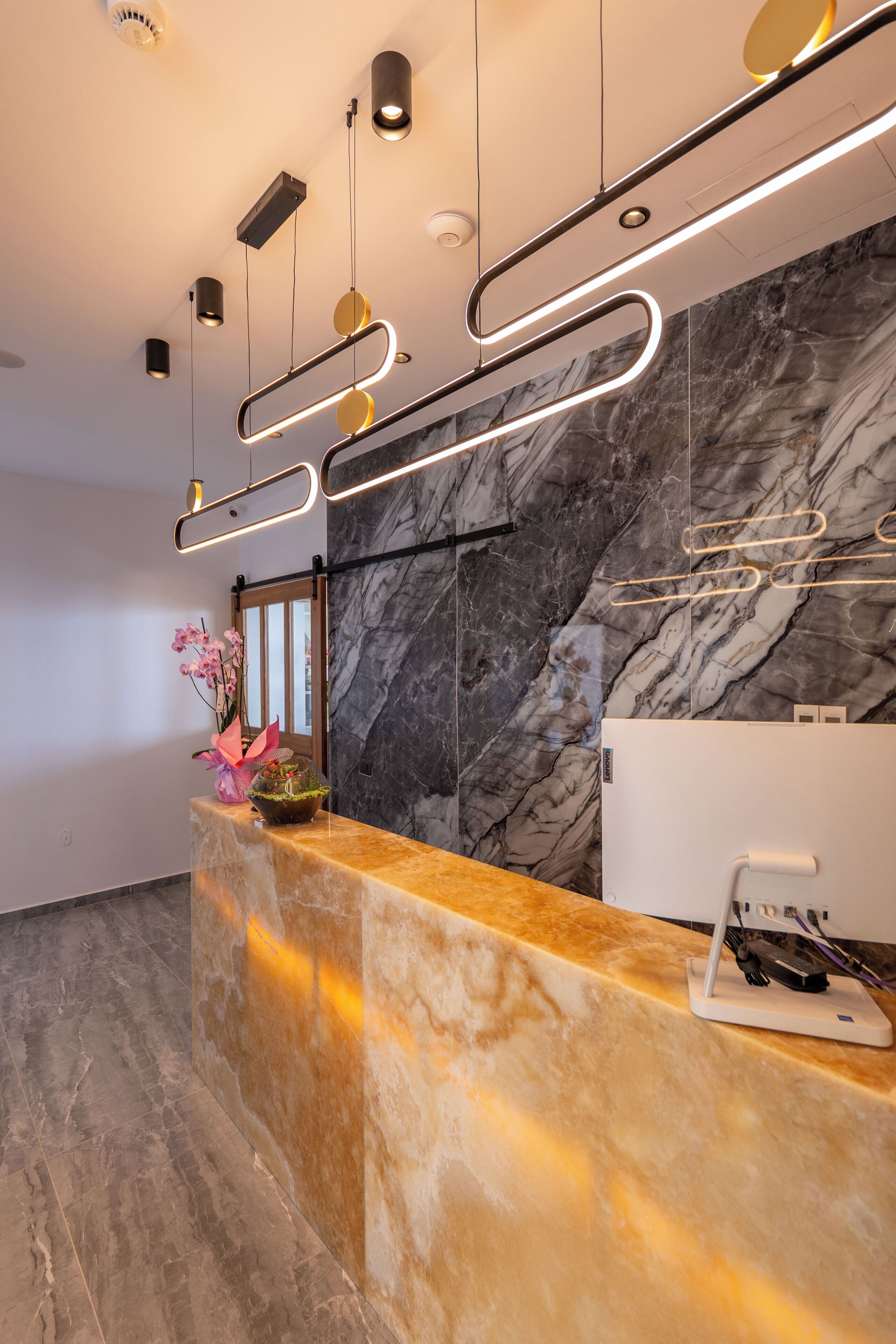 Litan Hotel