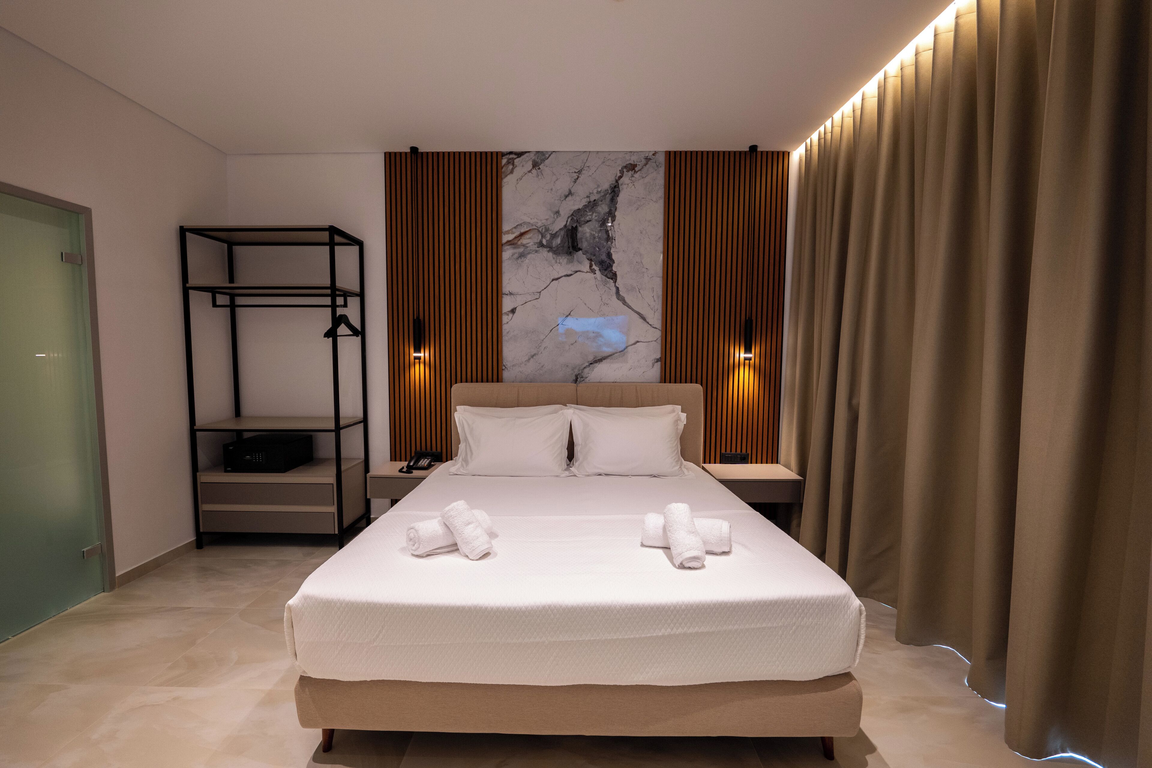 Litan Hotel