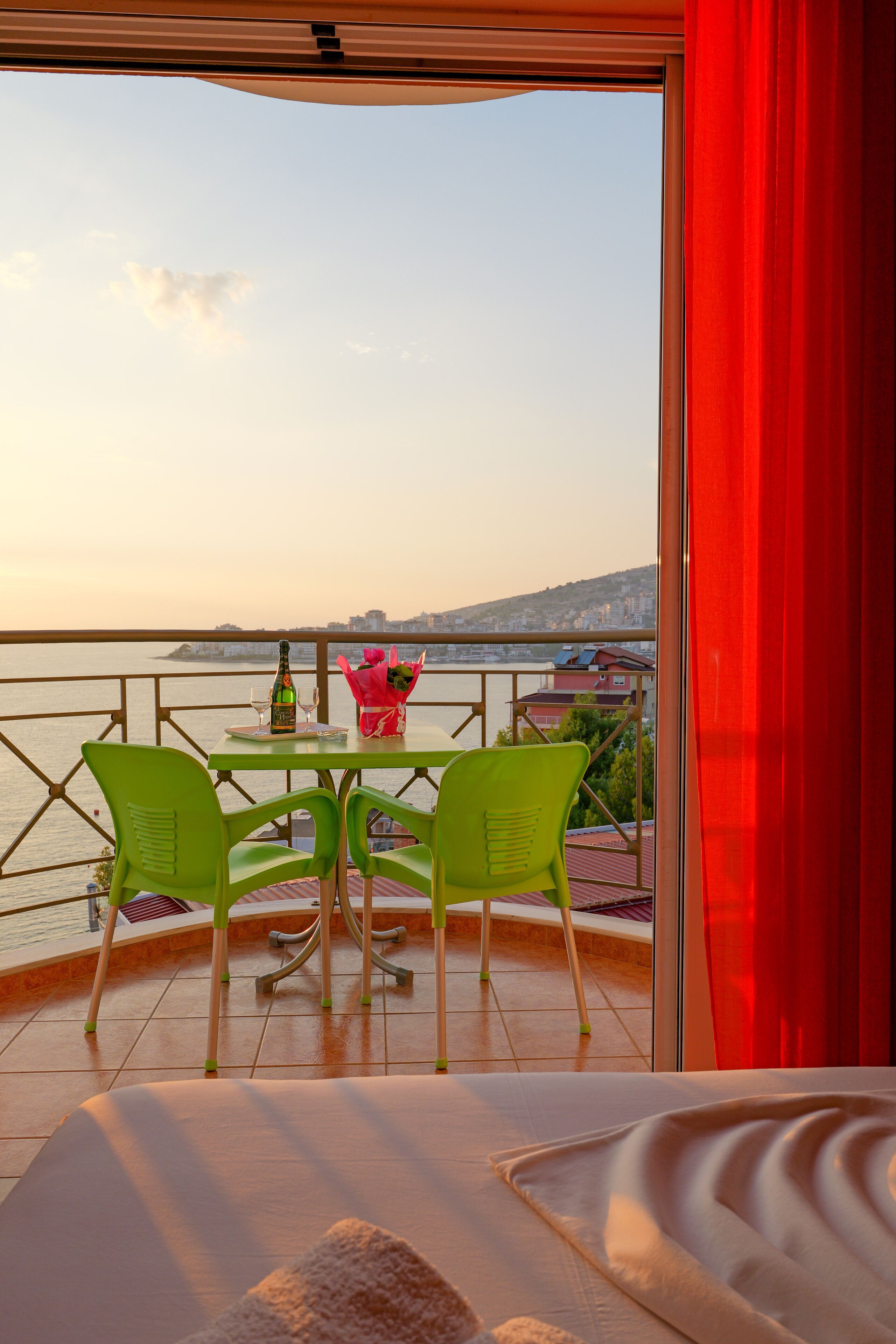 Melsi Apartments