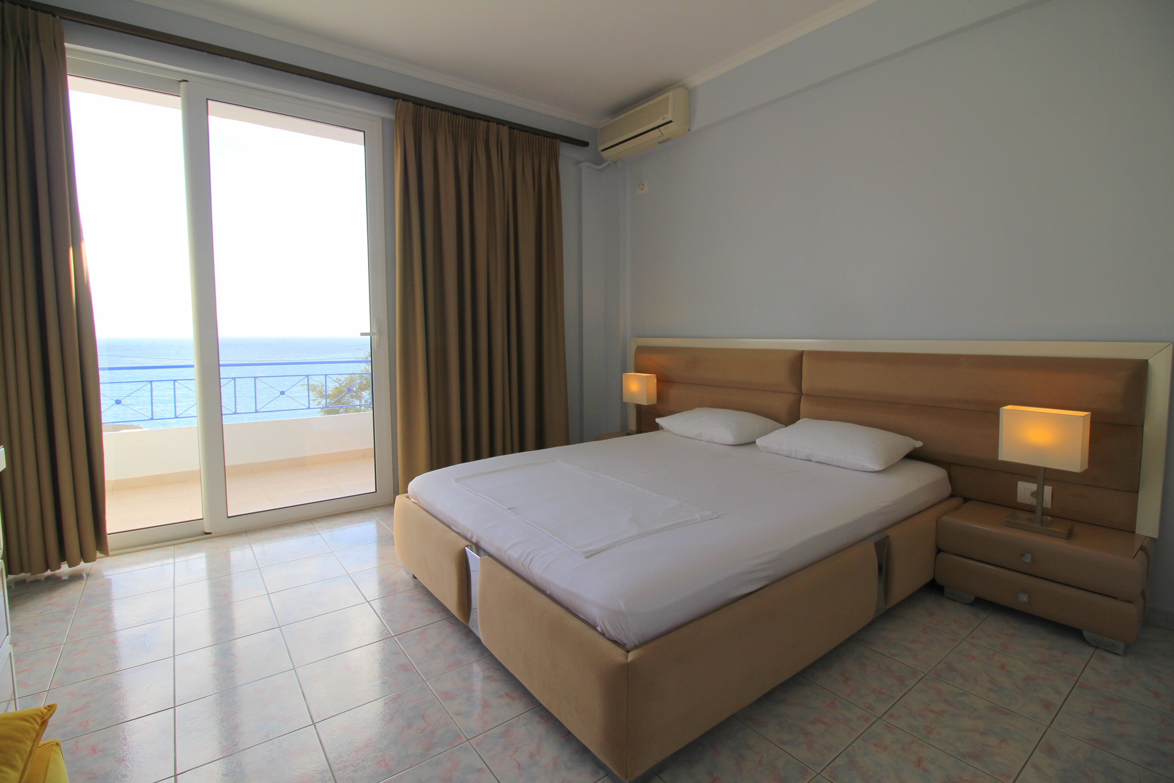 Murati Suites