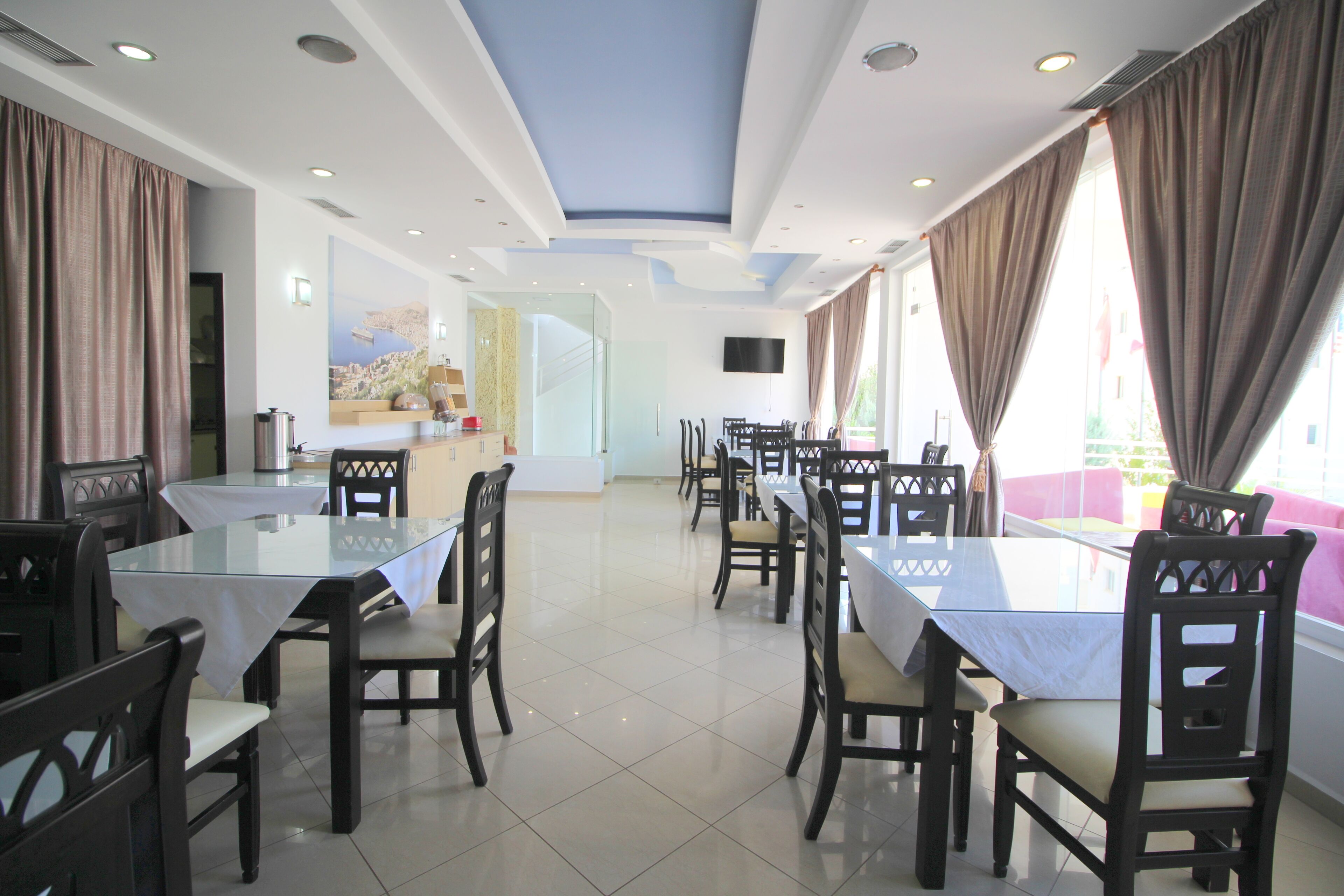 Oskar Hotel