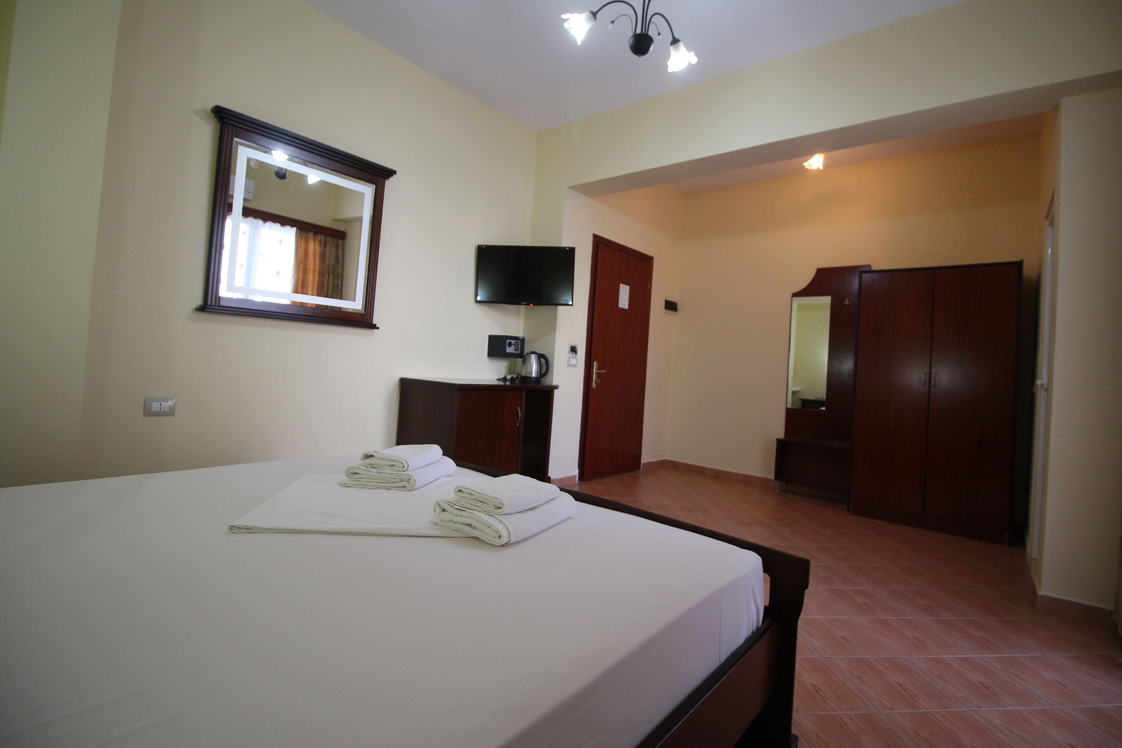 Oskar Hotel