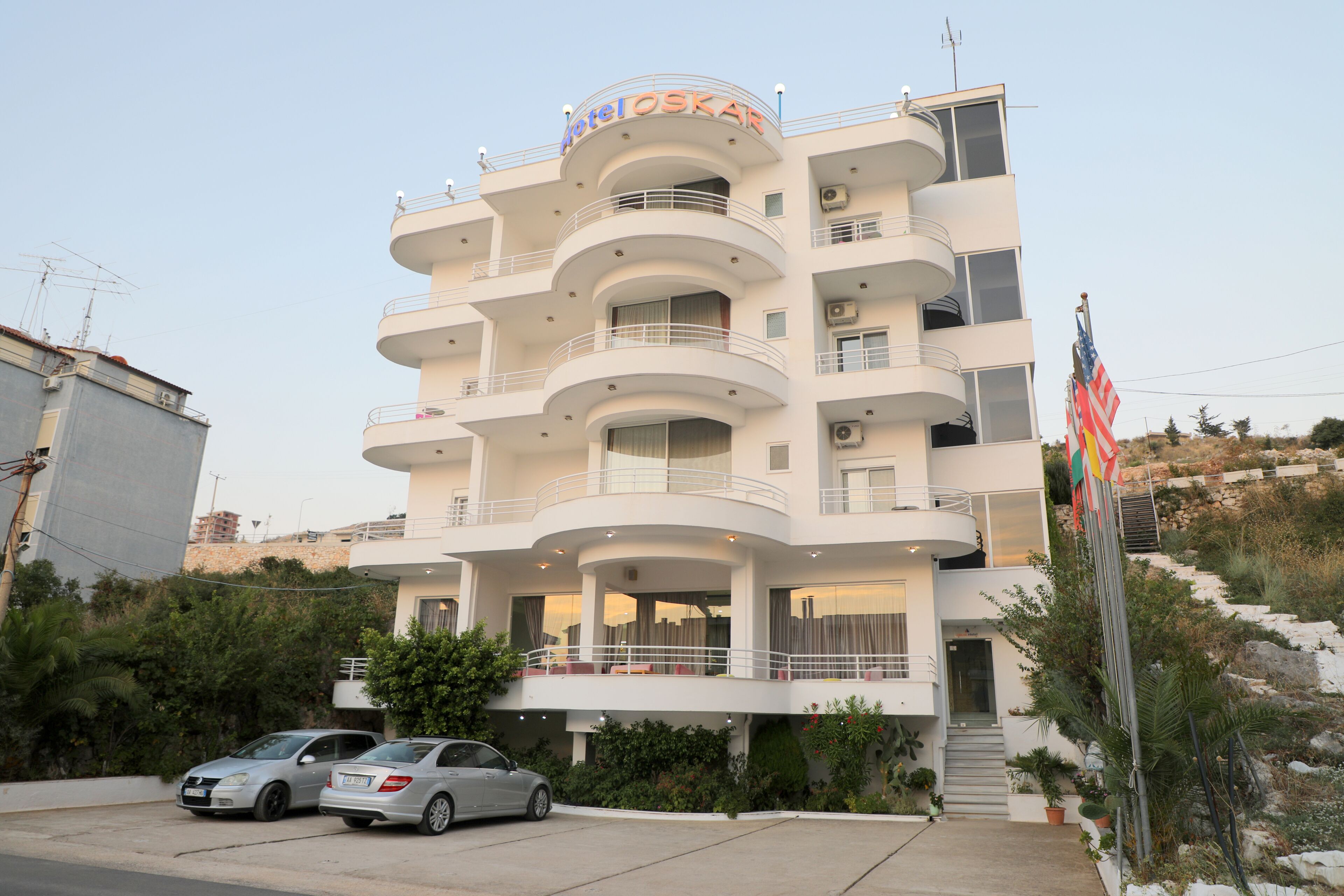 Oskar Hotel