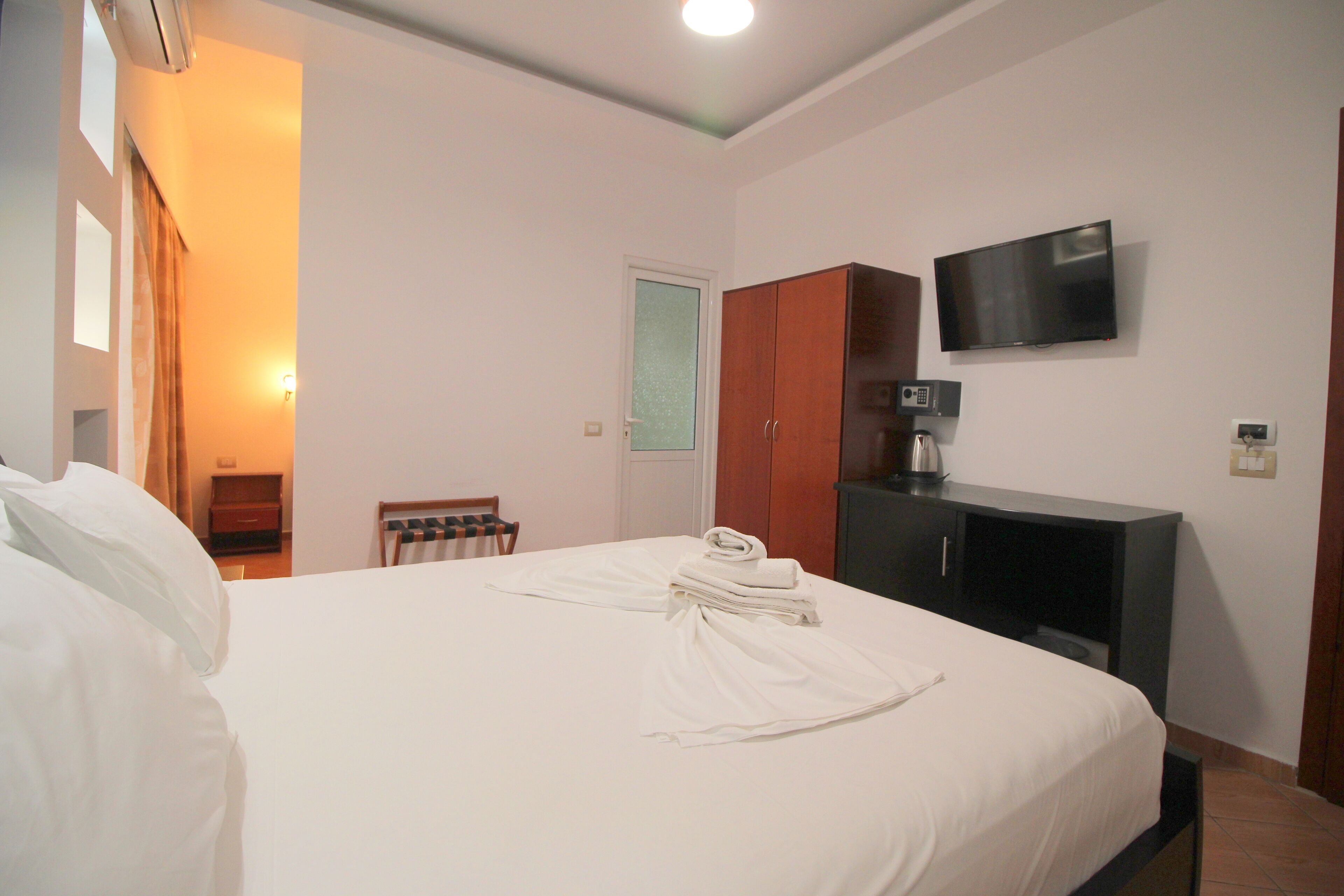 Oskar Hotel